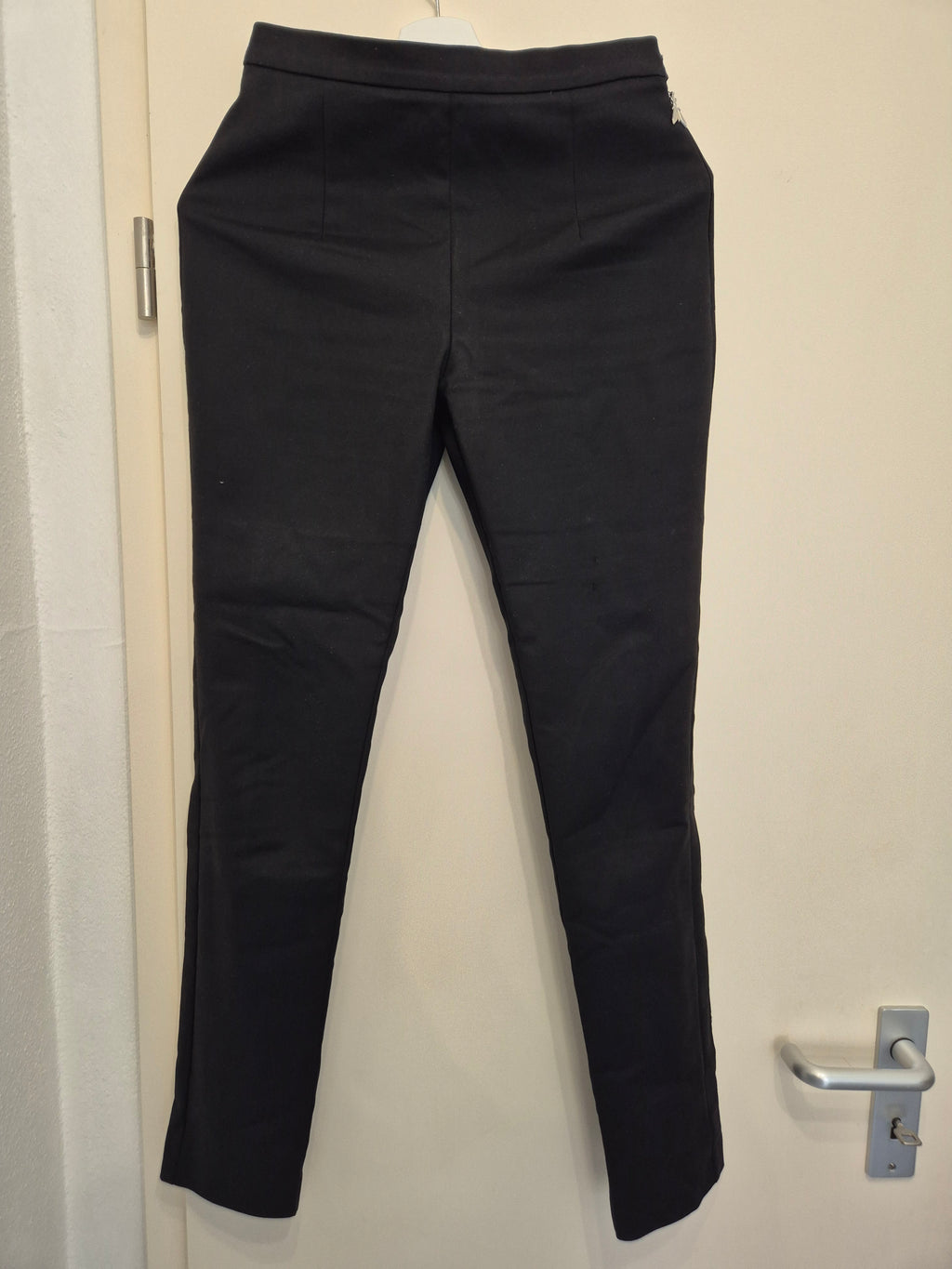 Patrizia Pepe Women’s Trousers CP4048, Size 42, Black, Good Condition