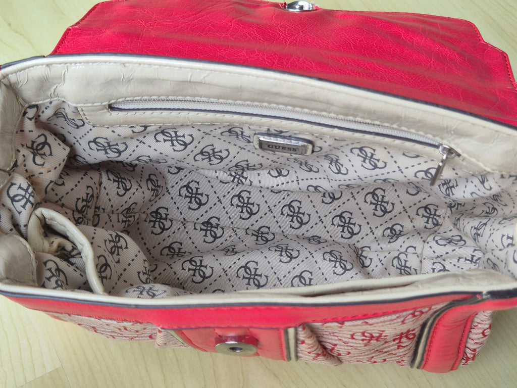 Guess 4G Logo Satchel/Schultertasche – Rot & Beige, Gebrauchter Zustand, 22x19cm