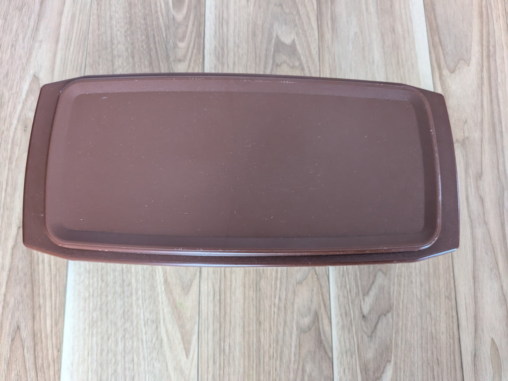 Tupperware Vintage Deli Meat Keeper 816 – Rot, ca. 23x9cm, guter Zustand