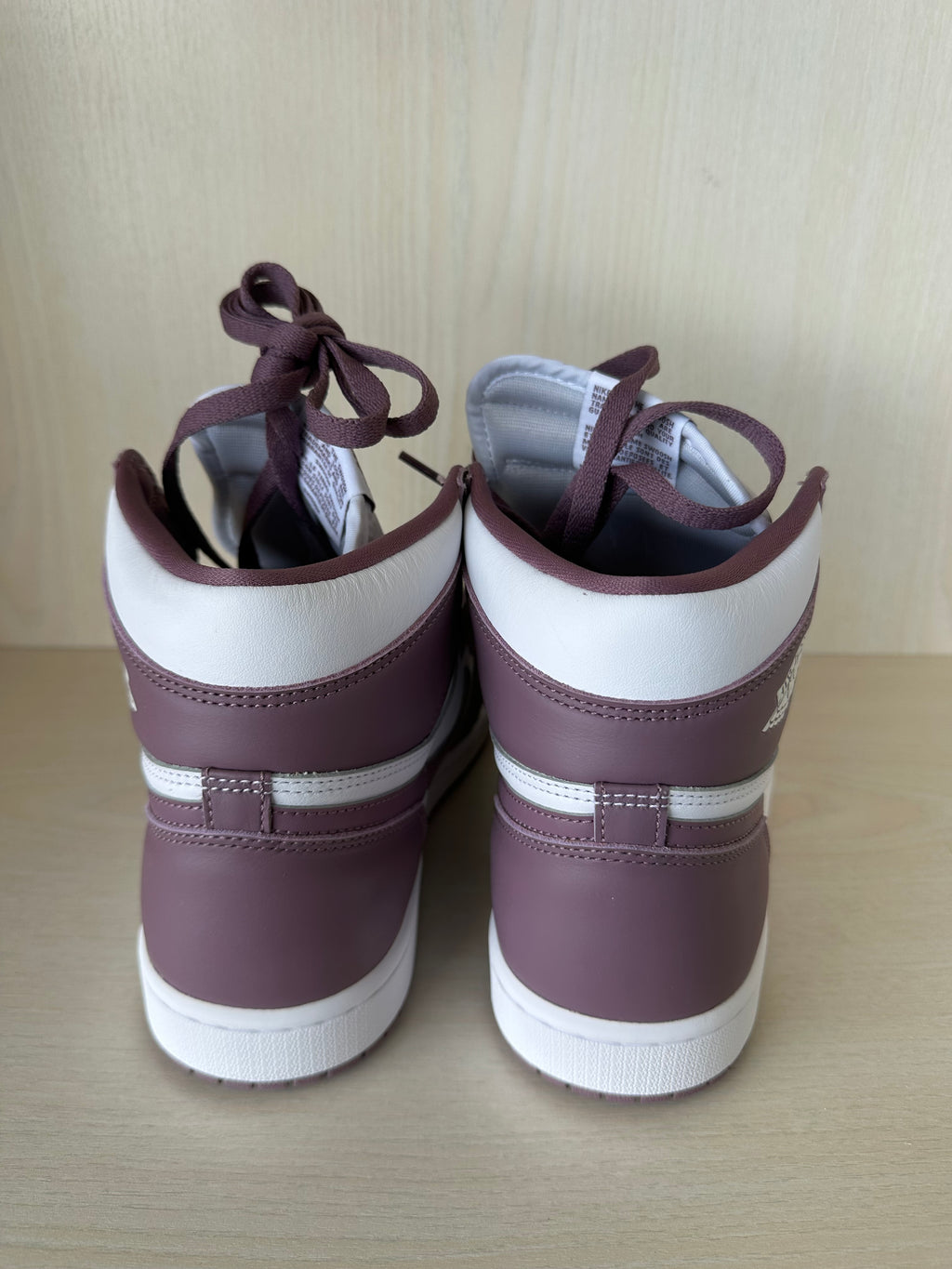 Nike Air Jordan 1 Retro High OG Mauve Weiß EUR 42 Neu
