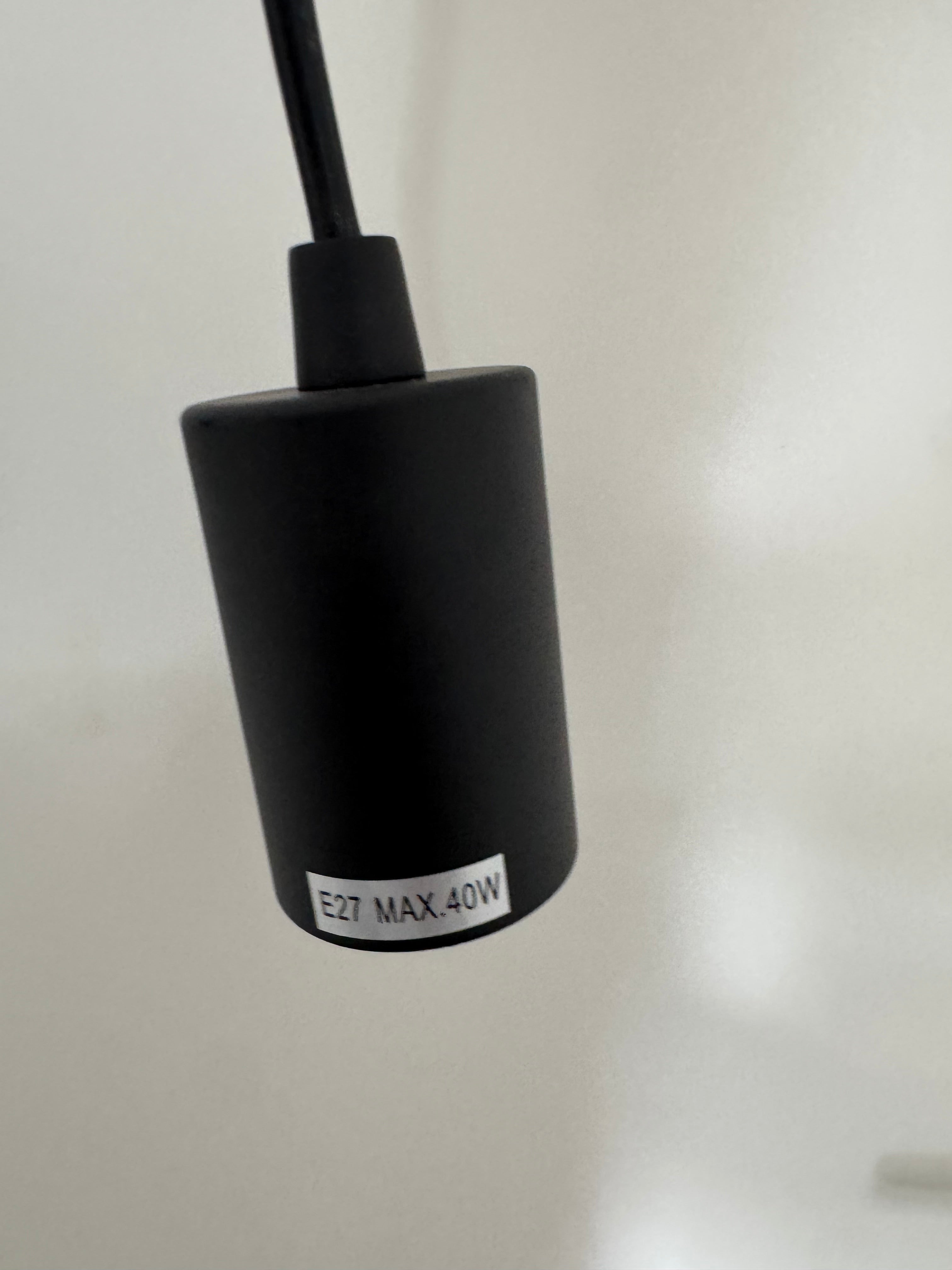 Sklum Tina Deckenlampe – Schwarz/Eiche, 60 cm, Sehr guter Zustand