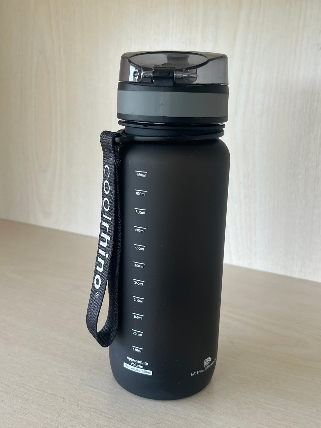Coolrhino 650ml Sport-Trinkflasche Schwarz – sehr guter Zustand