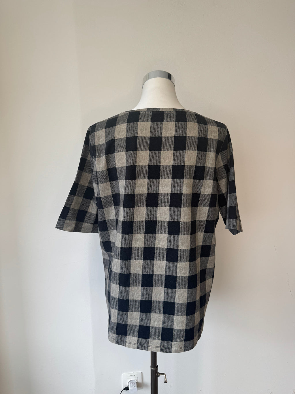 Margittes Plaid Pailletten Tiger Top, Gr. 44, Schwarz/Grau, Sehr gut