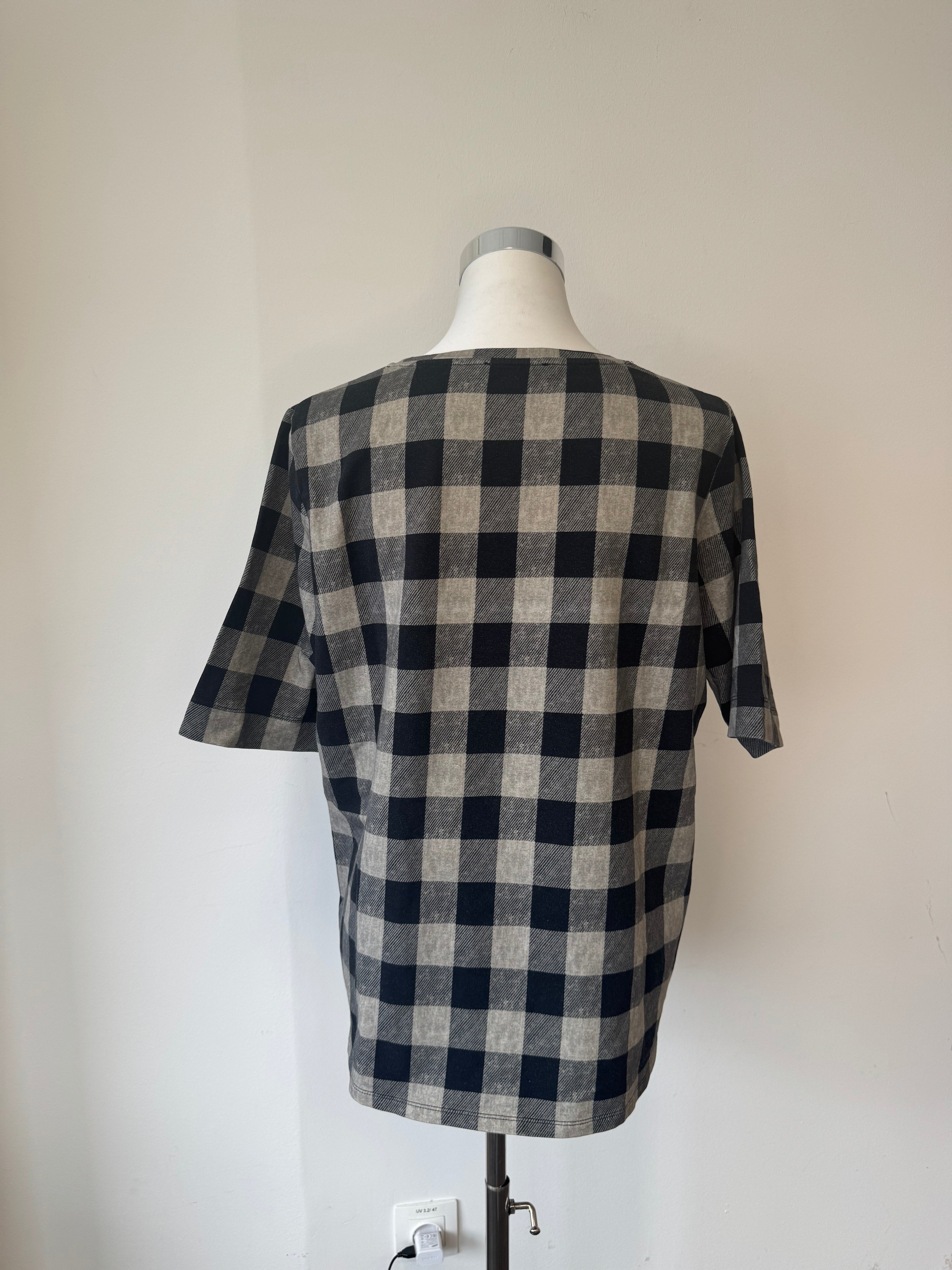Margittes Plaid Pailletten Tiger Top, Gr. 44, Schwarz/Grau, Sehr gut