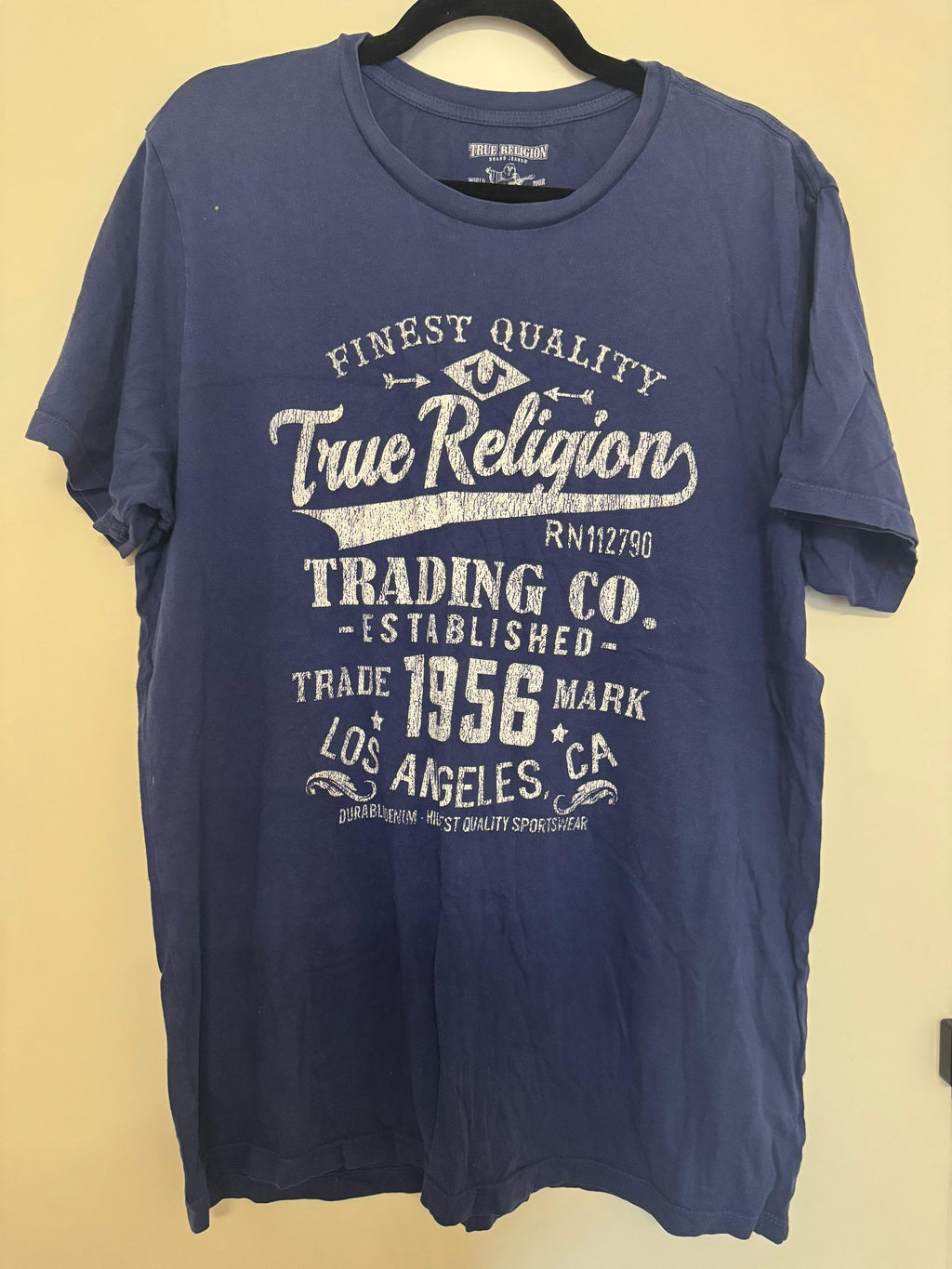 True Religion Trading Co. Graphic T-Shirt | XL | Navy | guter Zustand