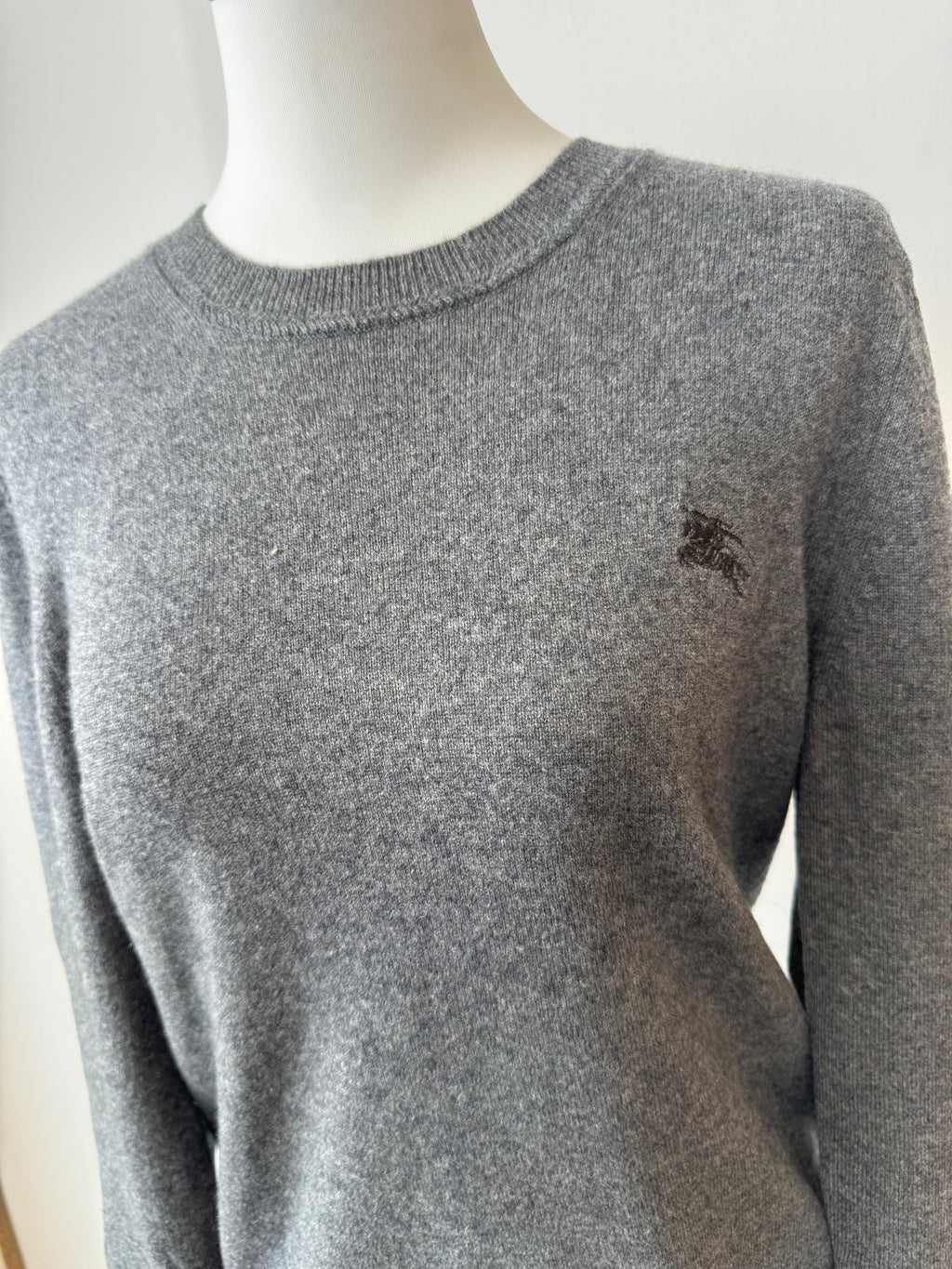 Burberry Kaschmir Crew Neck Pullover Grau Medium Guter Zustand