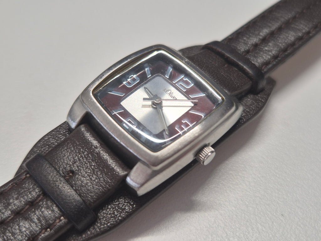 s.Oliver SO-1709-LQ Uhr, rechteckig, Quarz, Edelstahl, Lederarmband, gut
