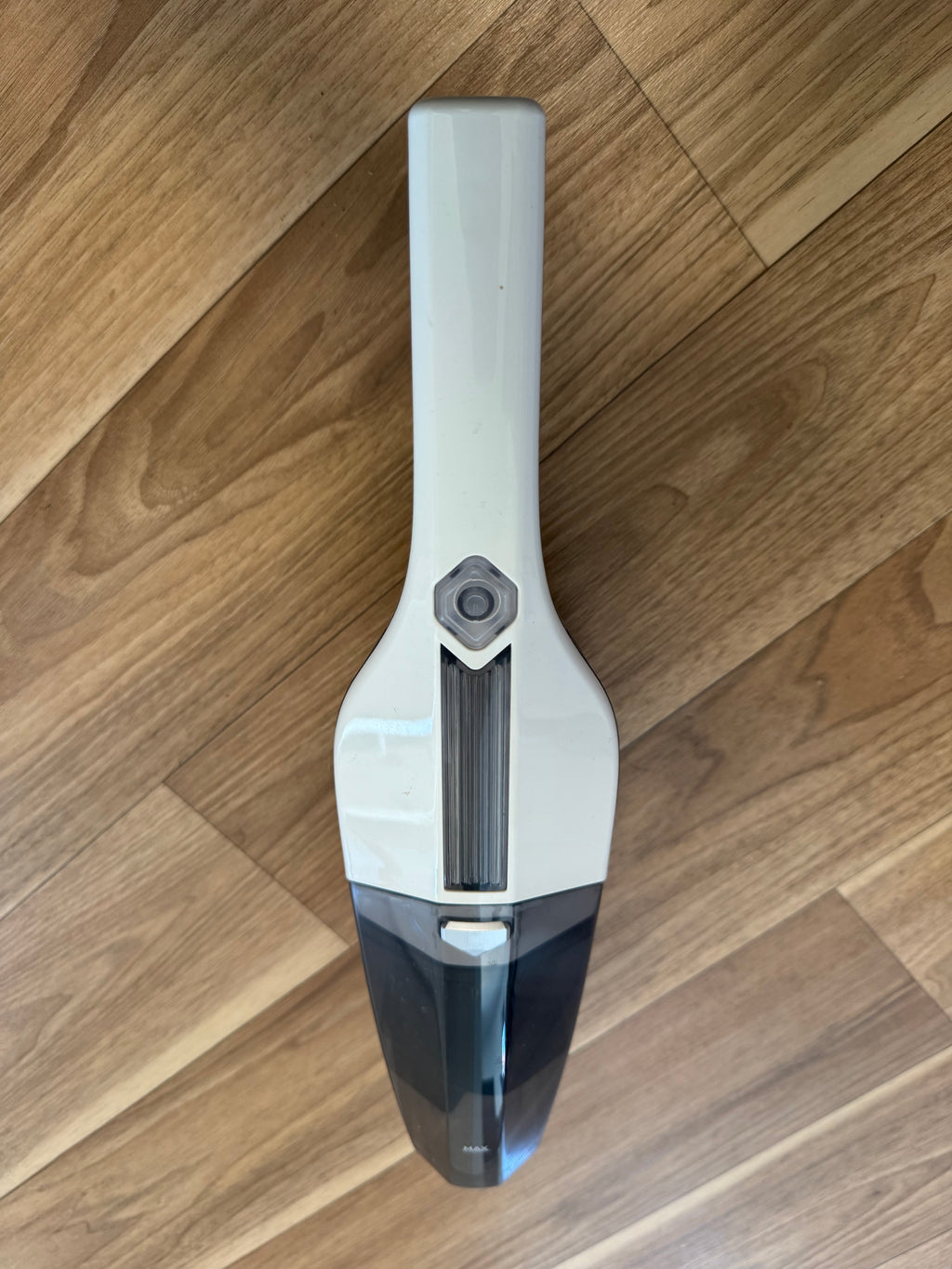 Quigg Cordless 2-in-1 Stick & Hand Vacuum, White, Good Condition