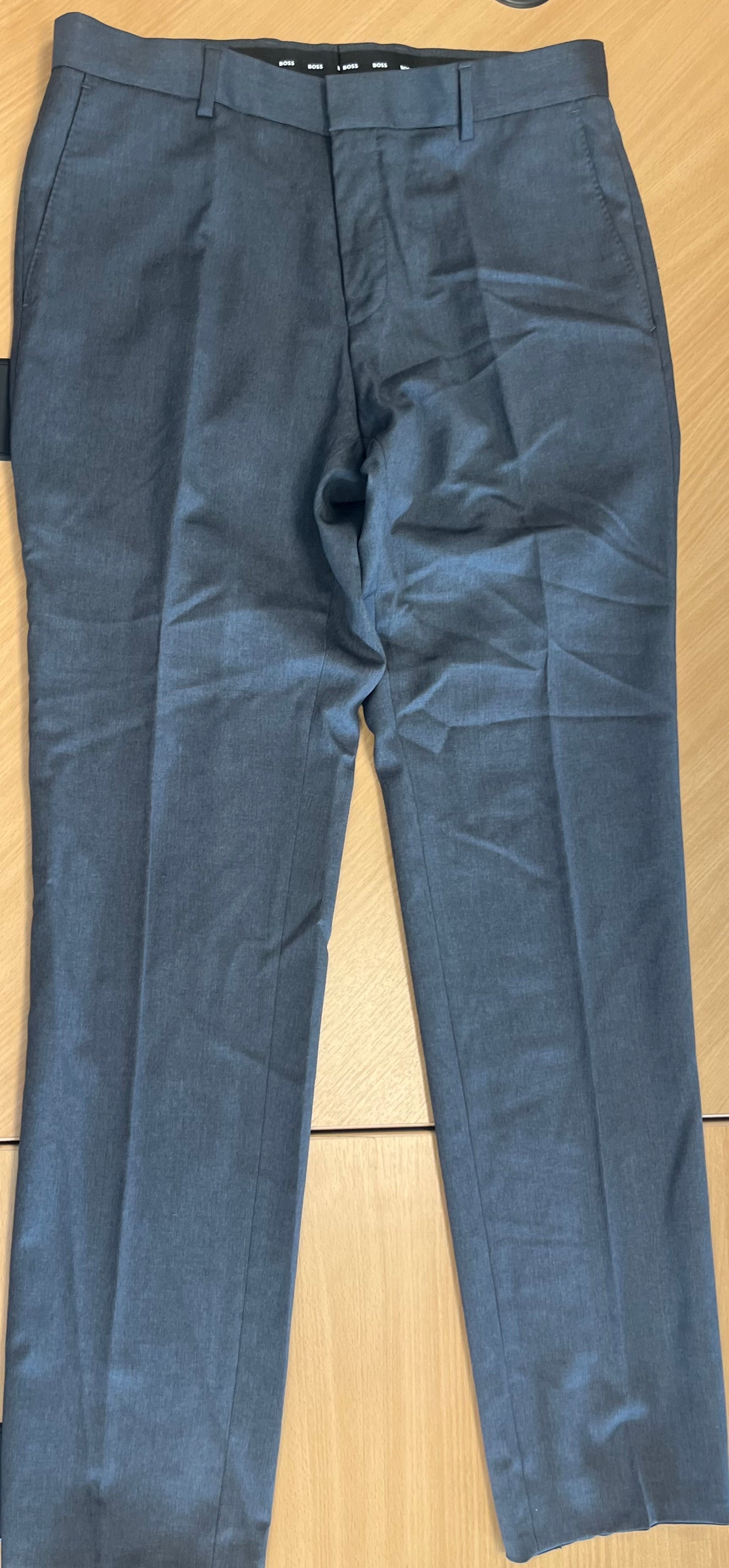 Hugo Boss Herren Anzug 3-teilig Grau, Sakko, Weste & Hose, Gr. 42R, Top Zustand
