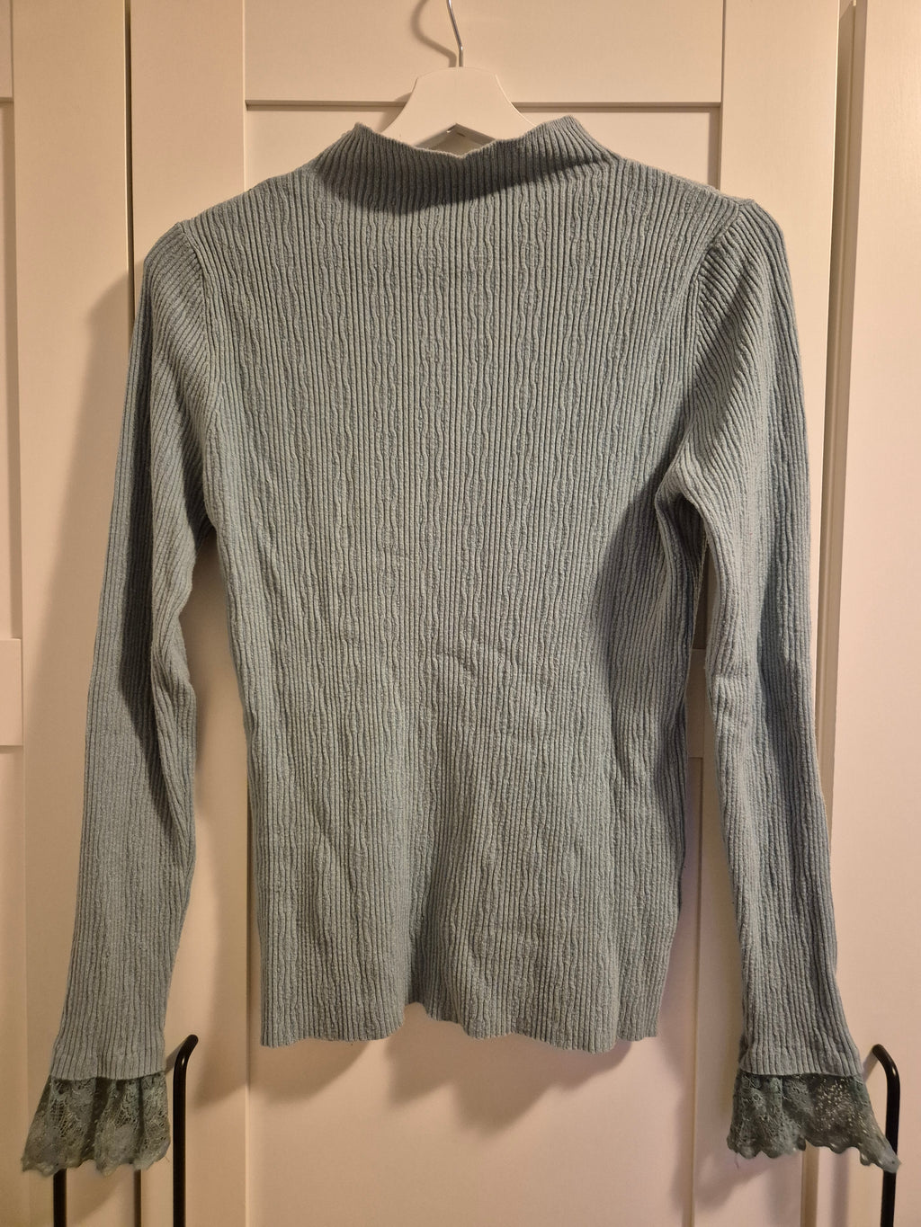 Morghy Cashmere-Mix Rippstrick Top S/M Hellteal, Spitze, Italien, Guter Zustand