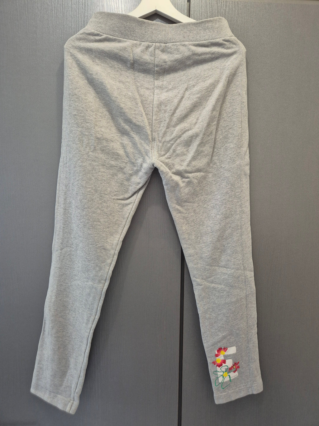 Escada Sport Jogginghose, S, grau, Blumenstickerei, guter Zustand