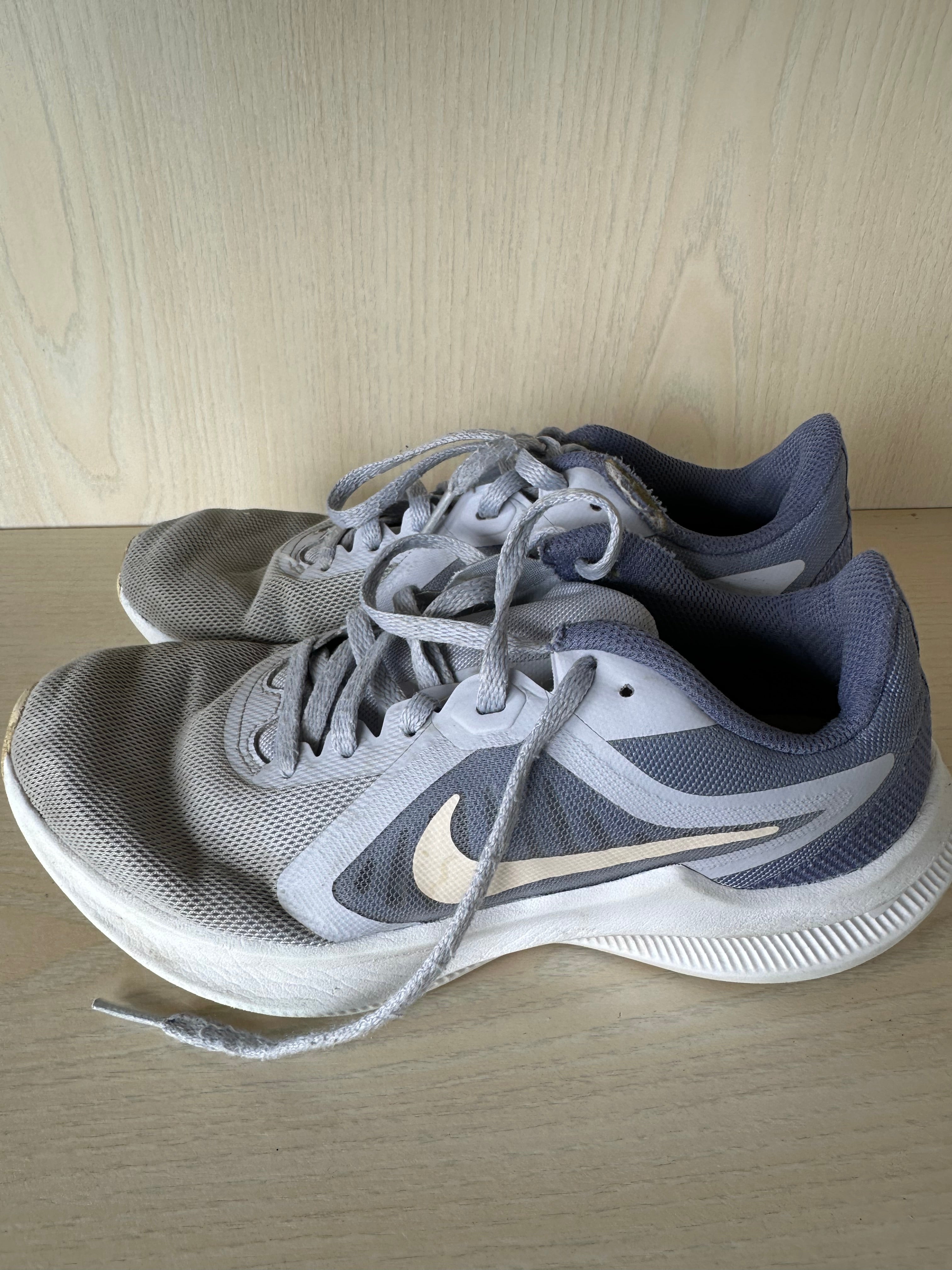 Nike Revolution 3 Laufschuhe – Sky Blue, EU 37.5, Gebraucht