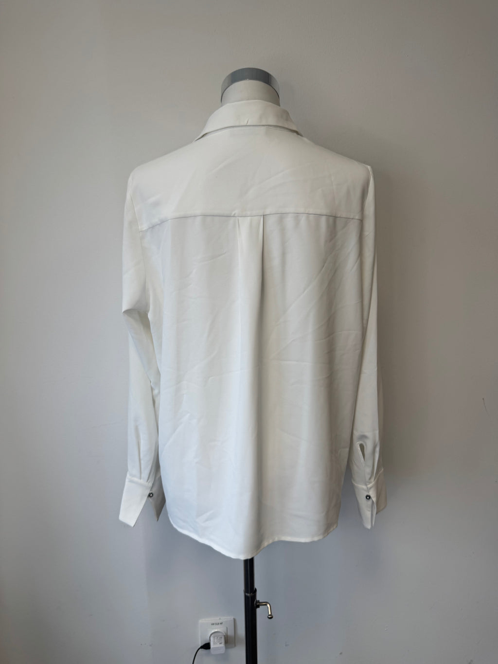 Margittes Classic Blouse – White, Size 42, 100% Polyester, Very Good Condition