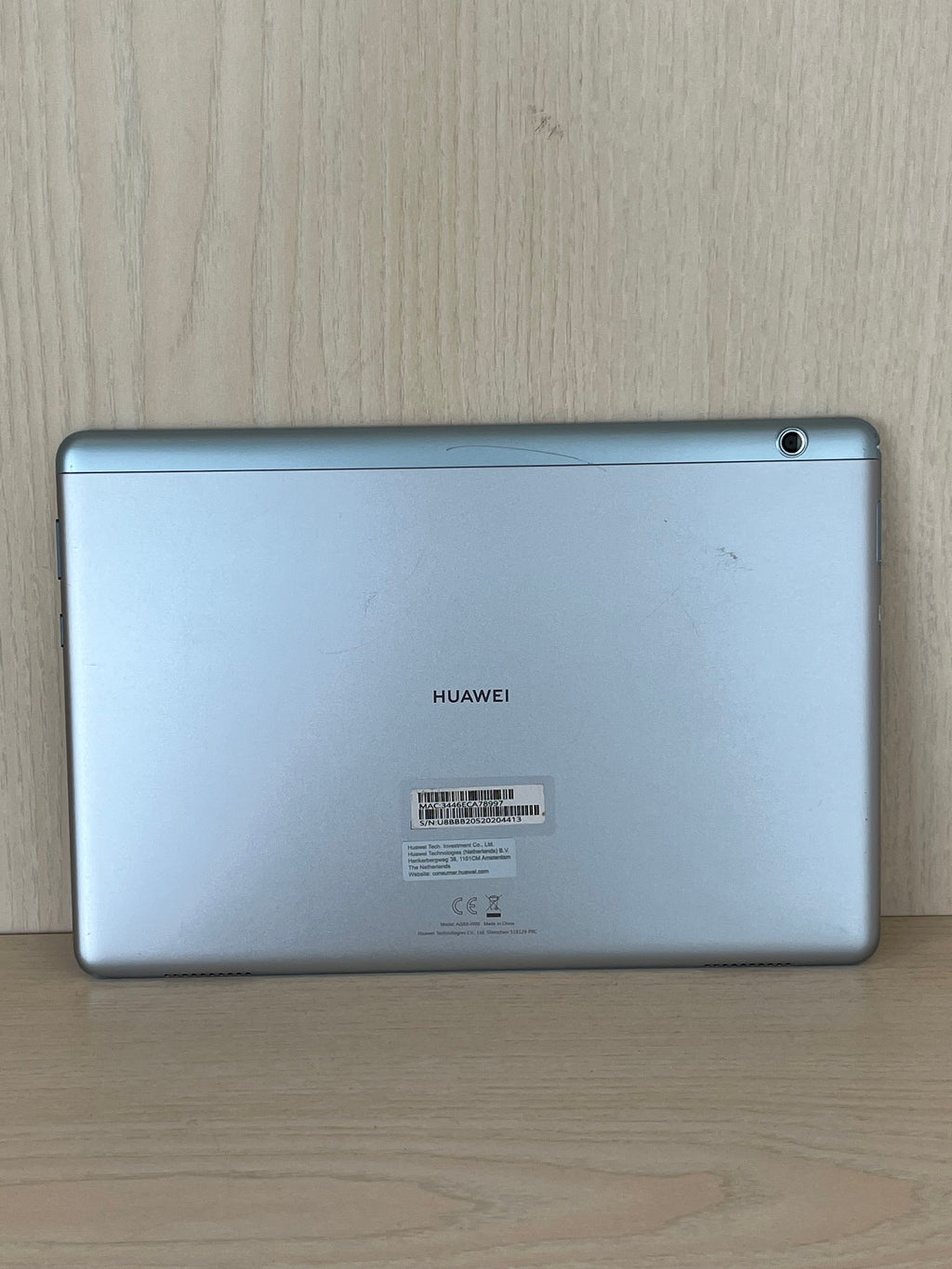 Huawei MediaPad T5 10.1 32GB 3GB RAM Schwarz + Hülle & USB-C Kabel, guter Zustand