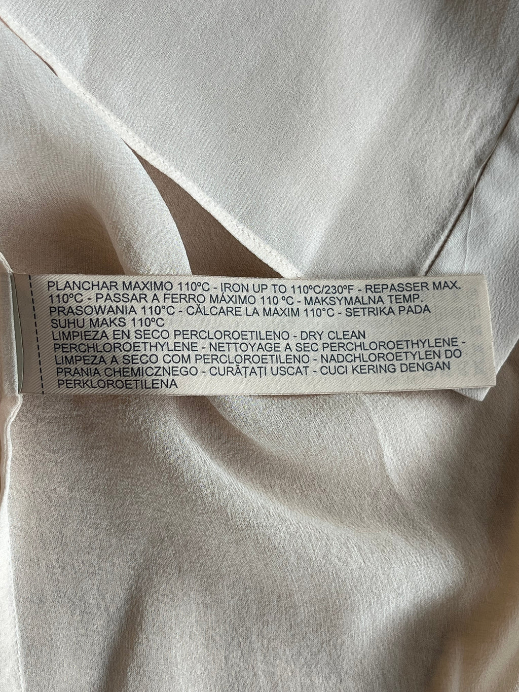 Massimo Dutti Classic V-Neck Blouse Ivory EU 38 Very Good Condition