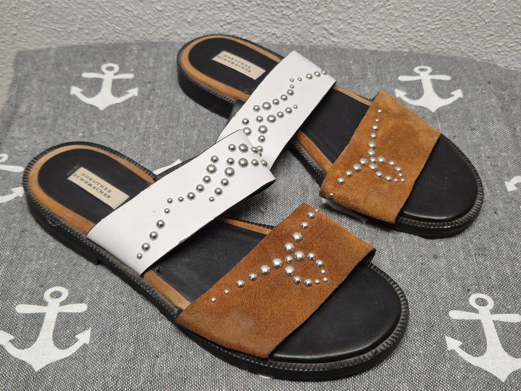 Dorothee Schumacher Studded Slide Sandals – Leather/Suede, White/Brown, EU 37, Good