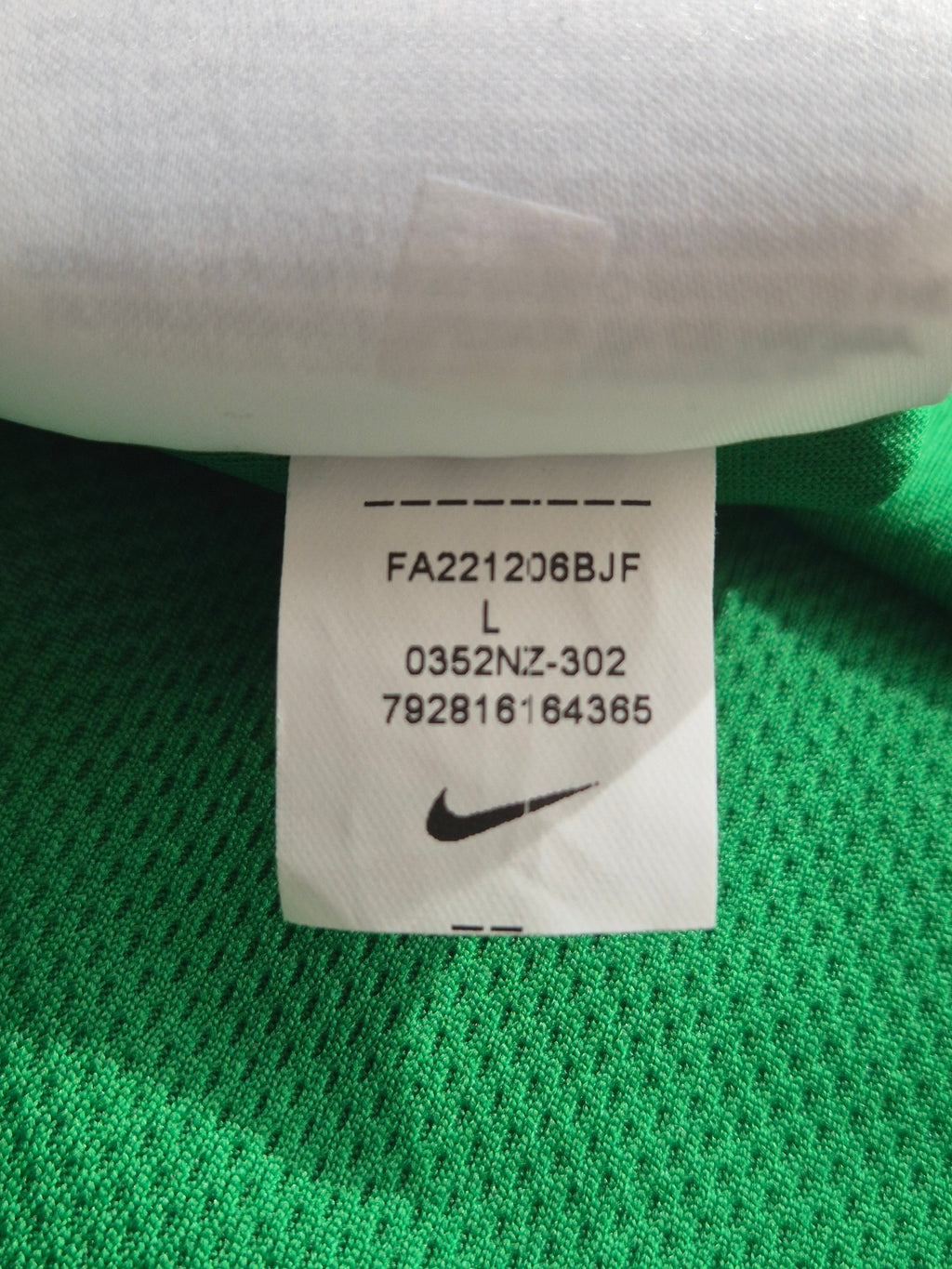 Nike Dri-FIT Team Pro Shirt Grün/Weiß Jugend Gr. L 147-158cm Sehr Gut