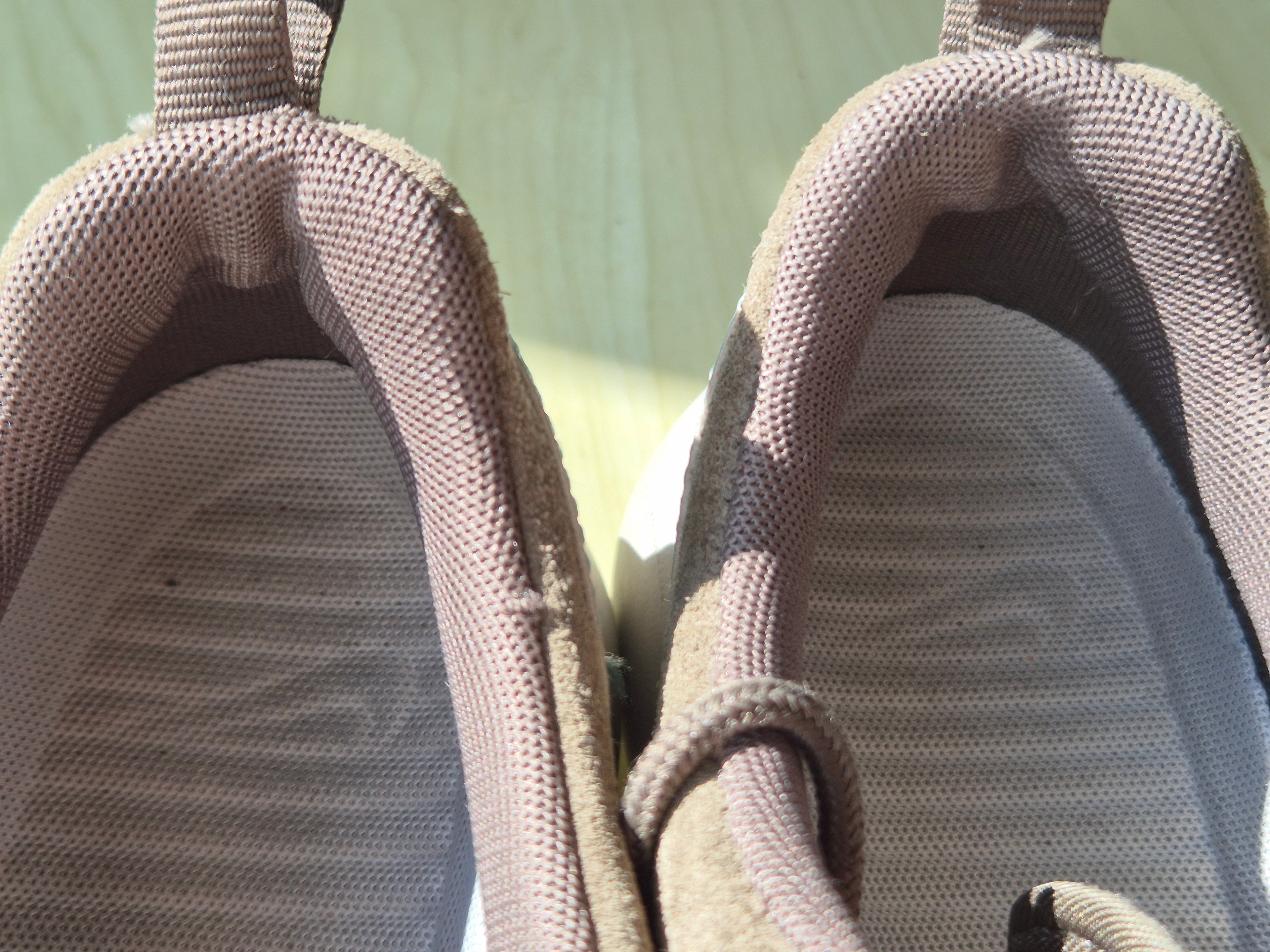 Nike Roshe Run Winter Dark Dune/Light Bone EU 39 Normal Use