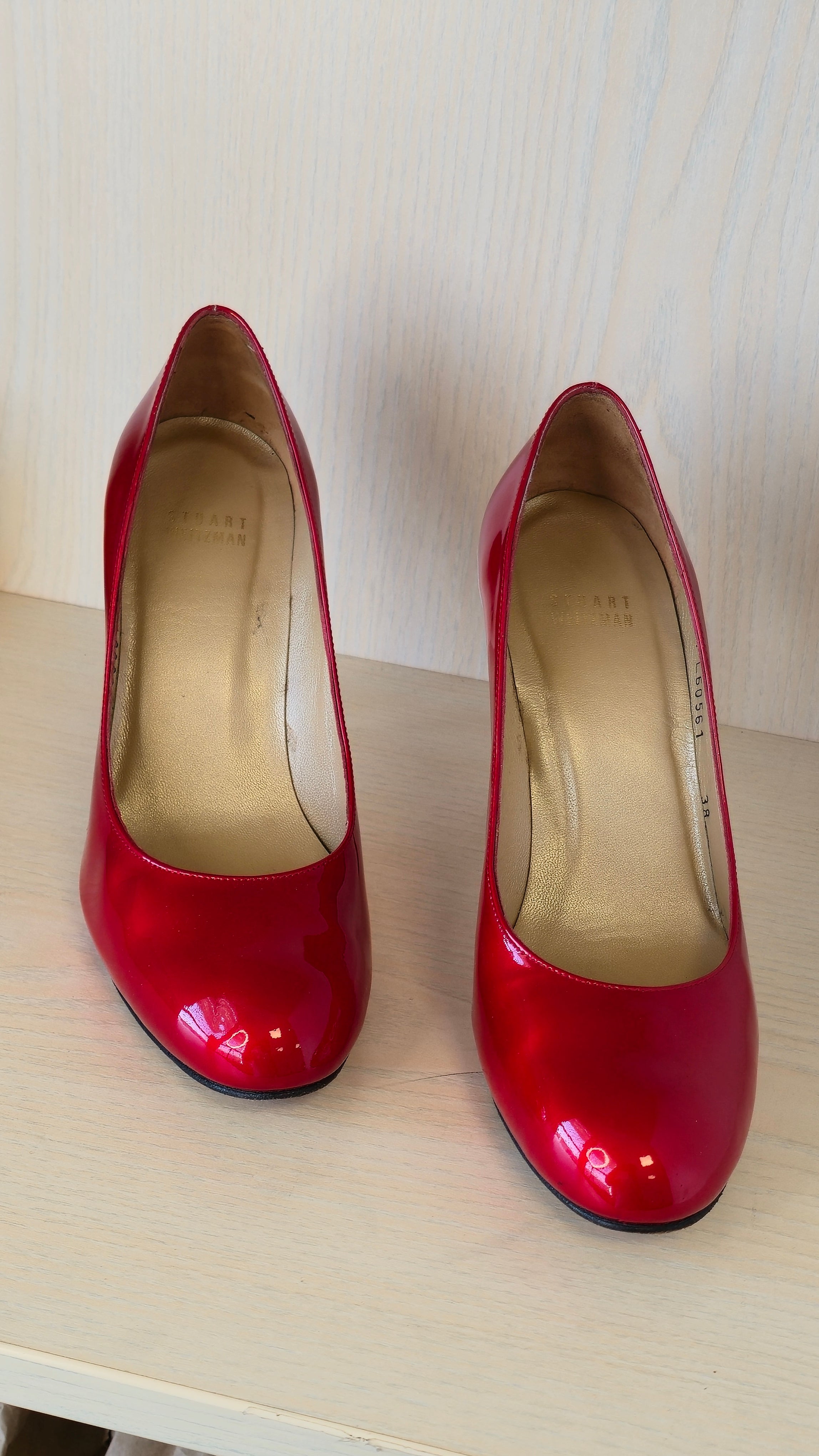 Stuart Weitzman Madison Pumps, Red Patent Leather, EU 38, Good Condition