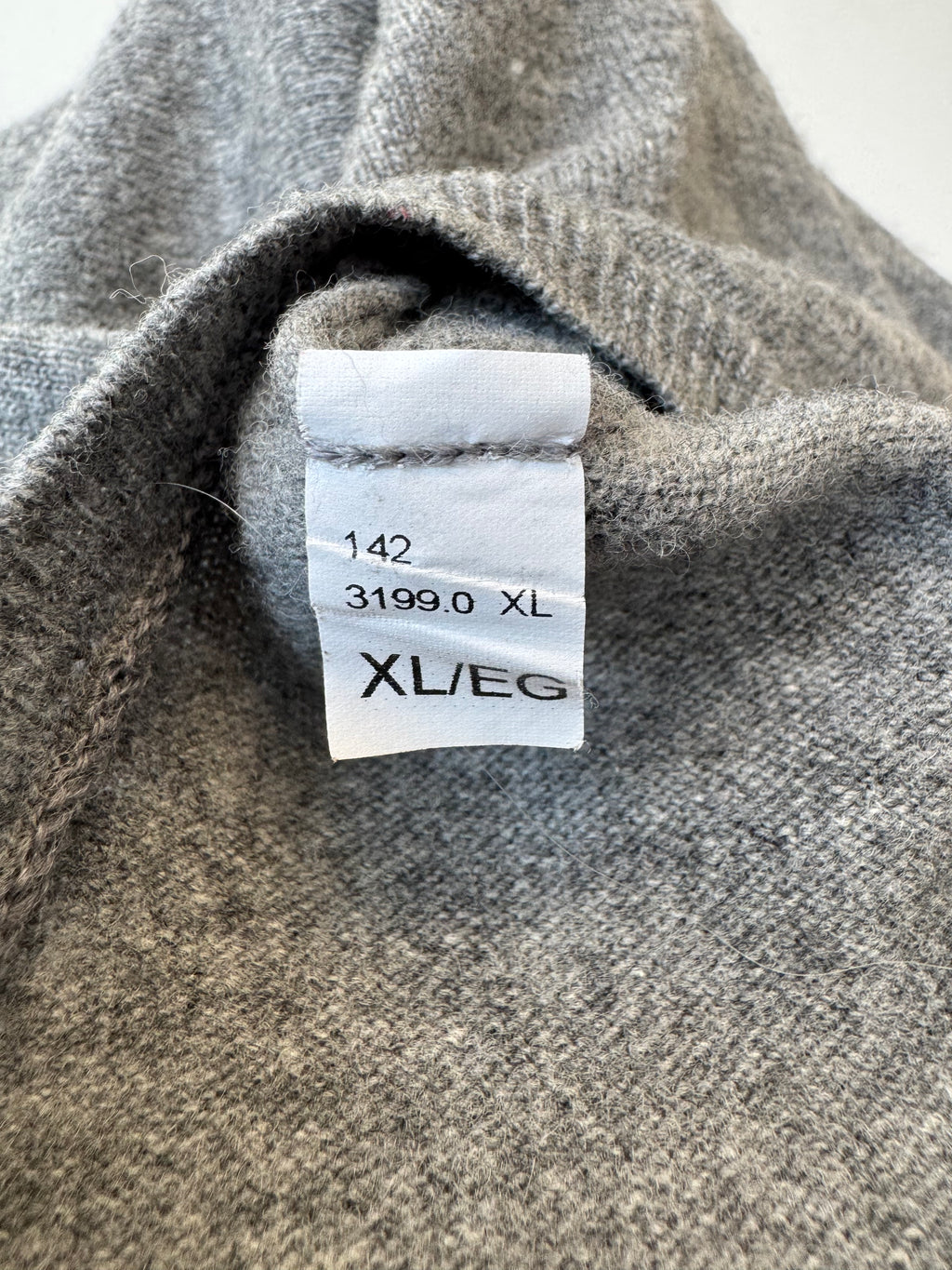Stile Benetton Merino Extra Fine V-Neck Pullover Grey XL Good Condition