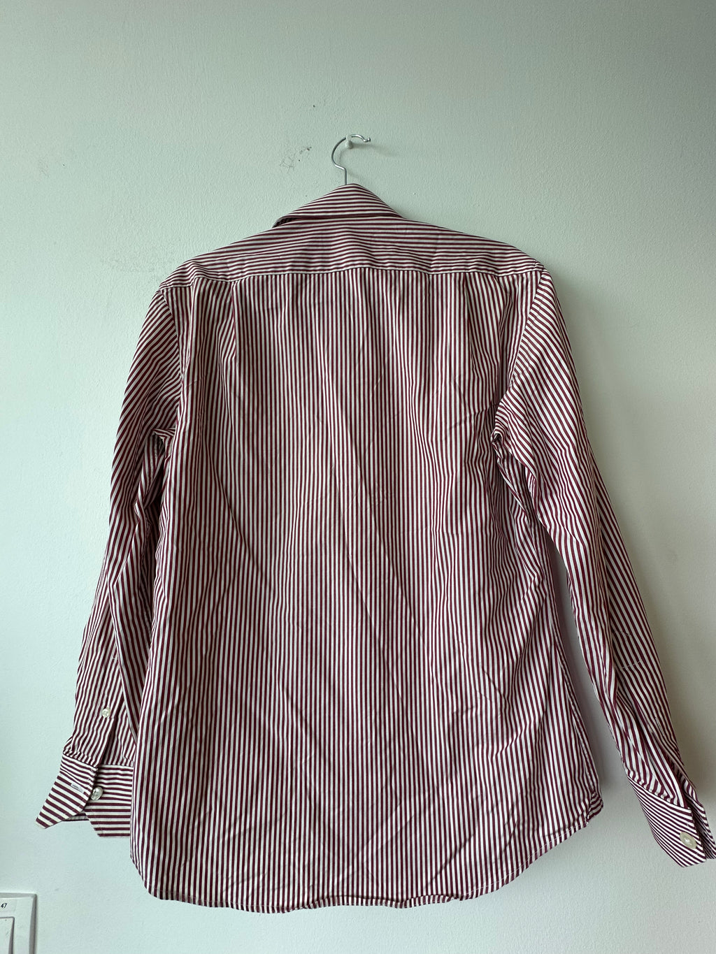 Sacoor Brothers Men’s Shirt 39 (15½) Red/White Stripes Classic Fit Good
