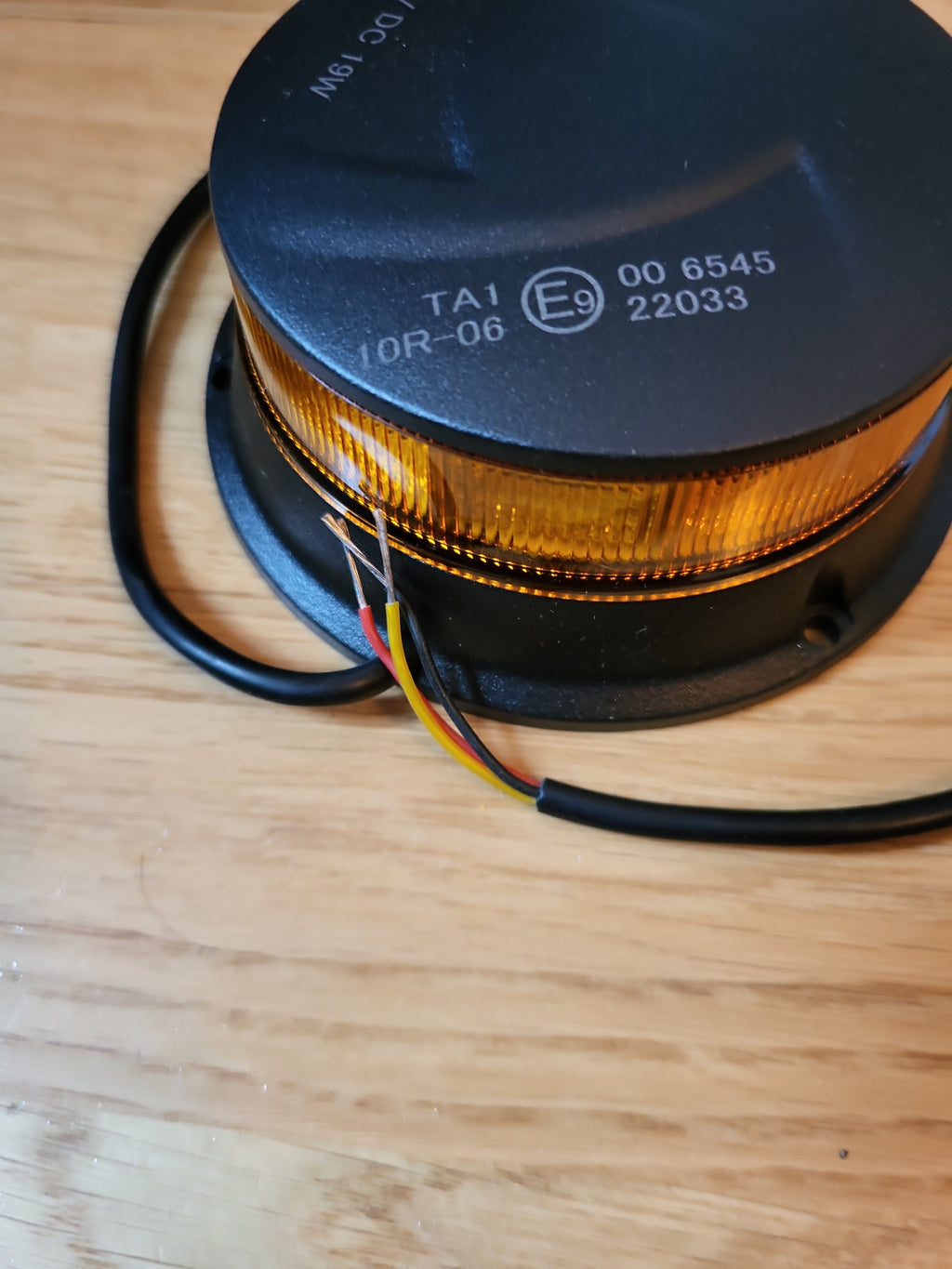 AgriEyes W16S Amber LED Beacon Light, 4.2, 12/24V, Very Good Condition