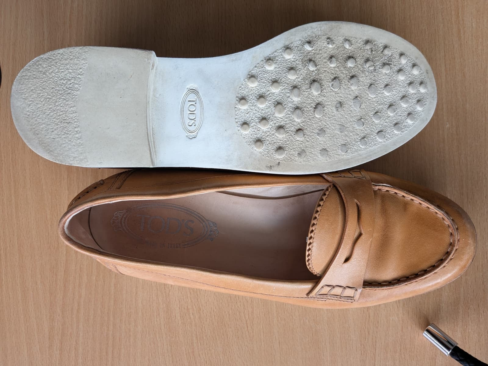 Tod’s Leather Penny Loafers (EU 39) – Camel Brown, Made in Italy, Normal Use