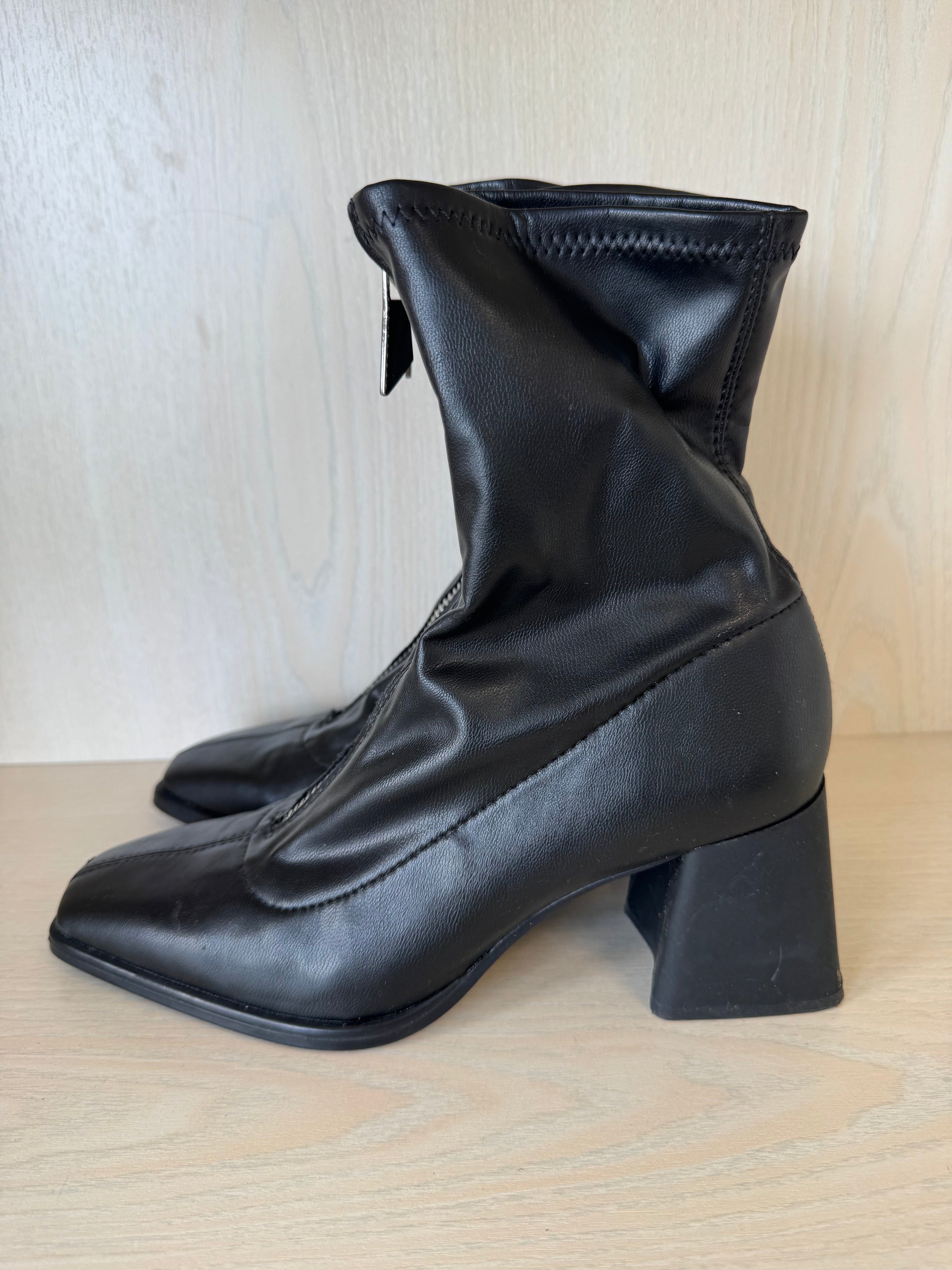 Stradivarius Black Front-Zip Ankle Boots, EU 38, Very Good Condition