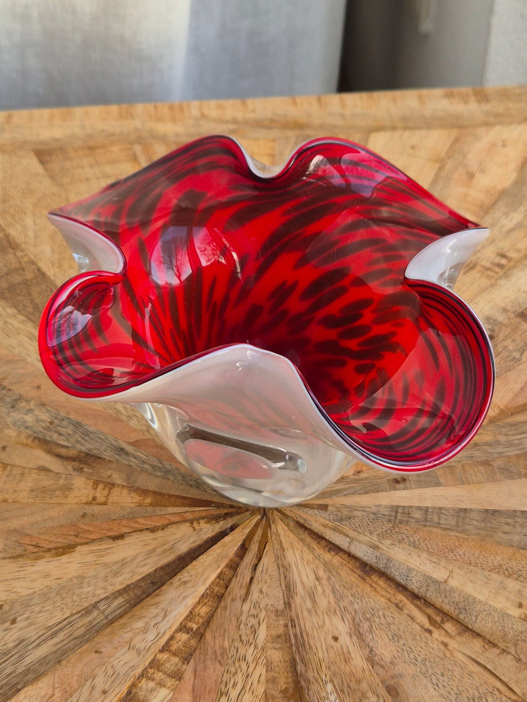 2 Vintage Opalinglas Schalen – Murano Rot & Rosa, Freiform, Sehr Gut, 11x17cm