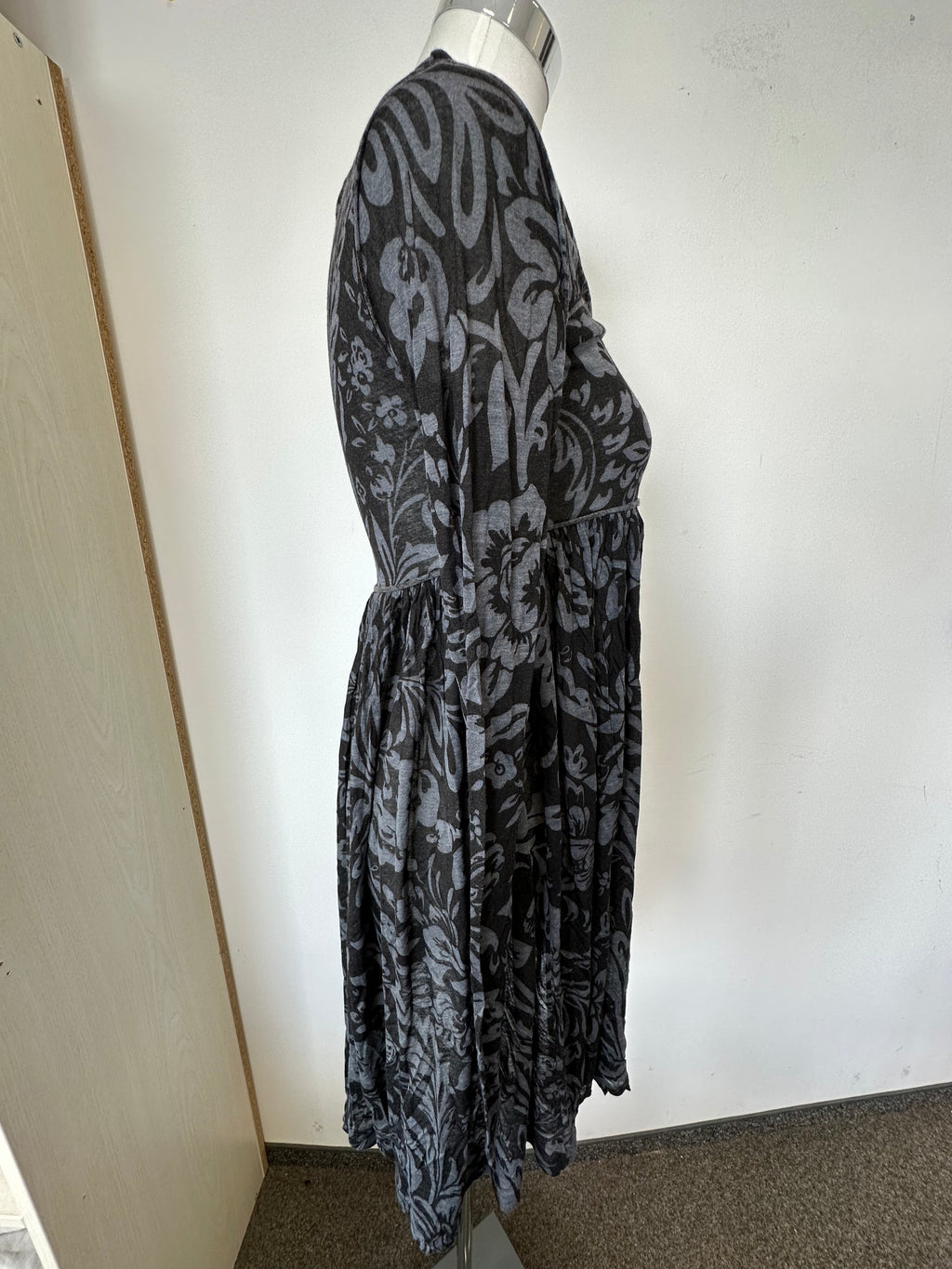 Stella McCartney Samtkleid Floral, Schwarz/Grau, EU 42, Guter Zustand