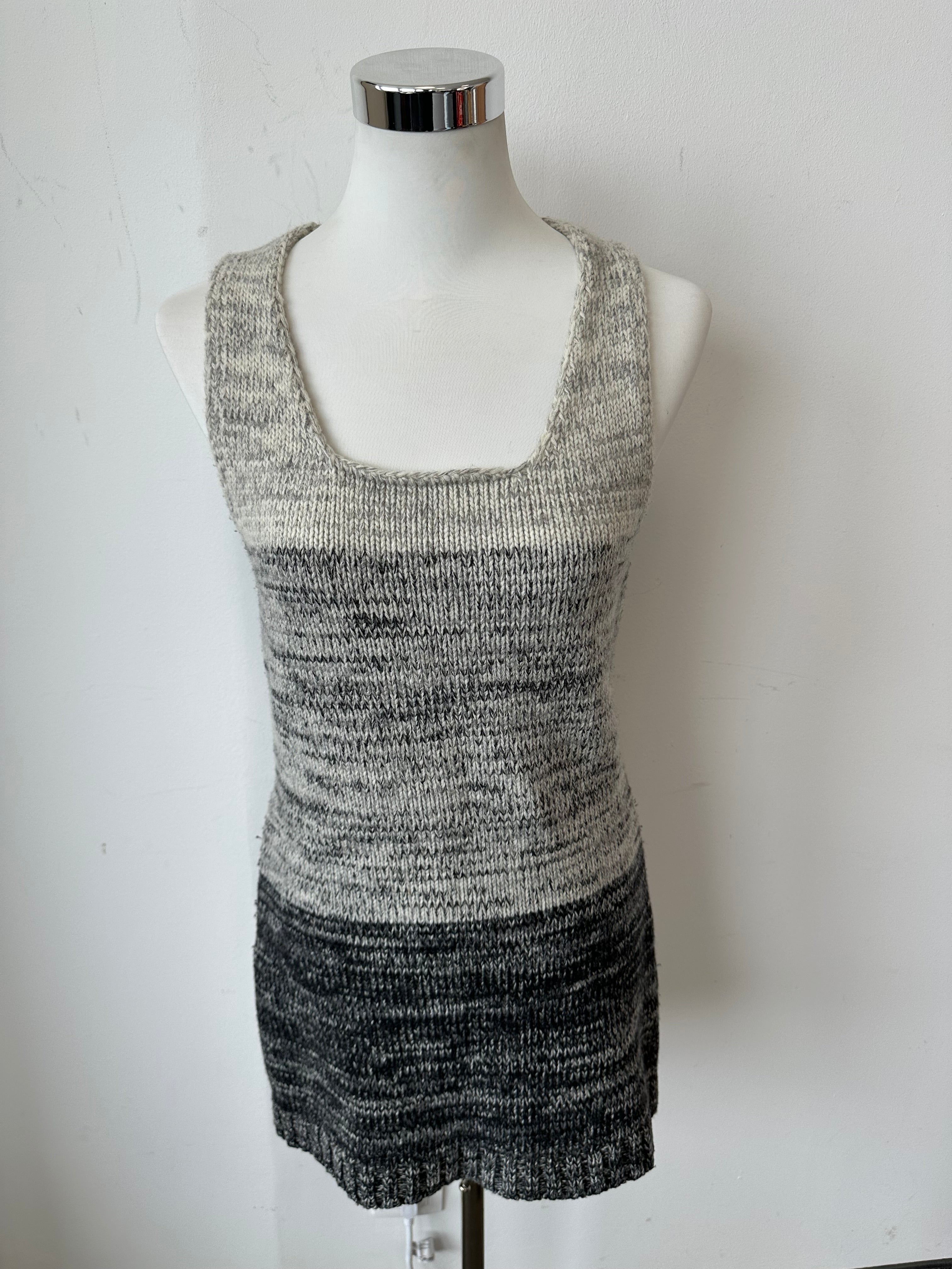 D&G Dolce & Gabbana Wool Sleeveless Tunic Vest L – Gray Gradient, Very Good