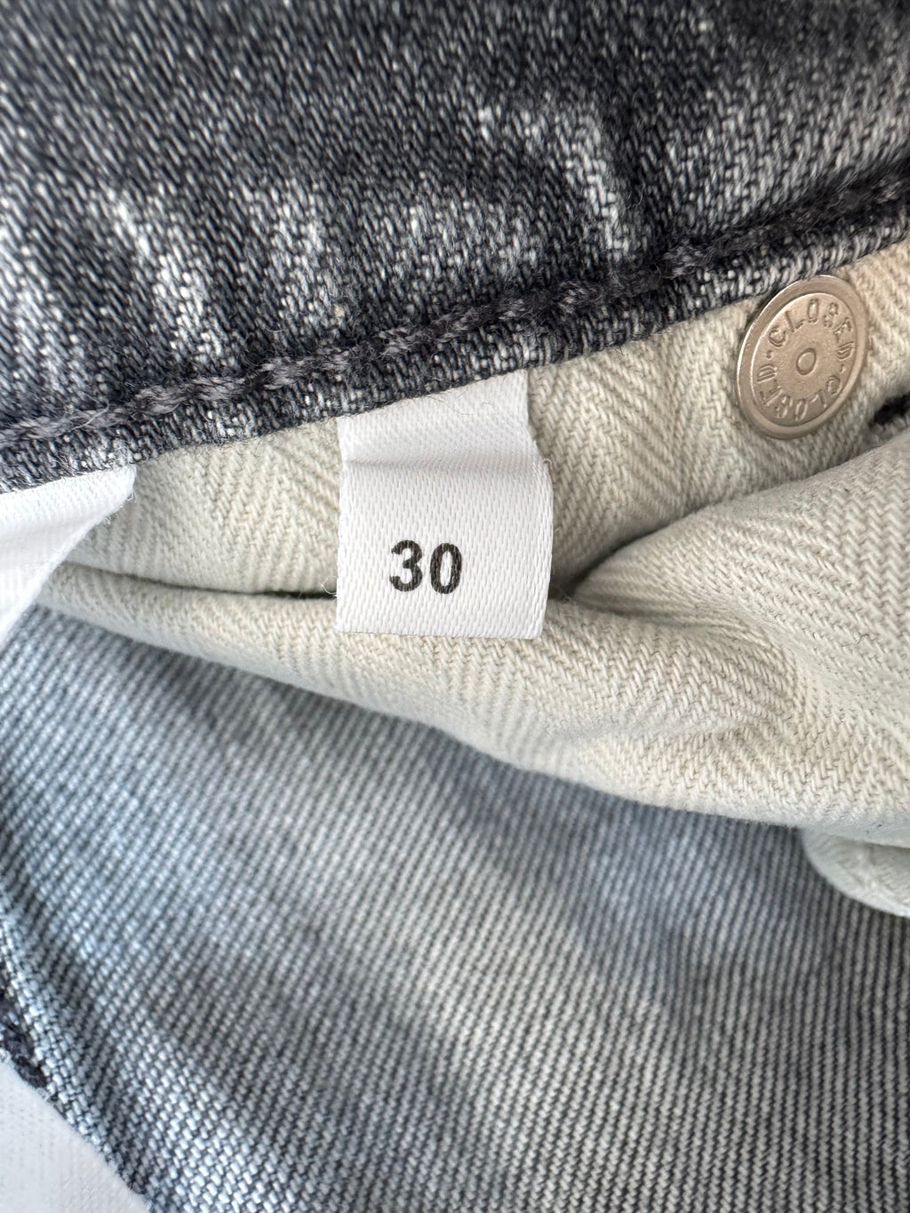 Closed „Unity Slim“ Candiani Jeans W30 Faded Blue – Guter Zustand