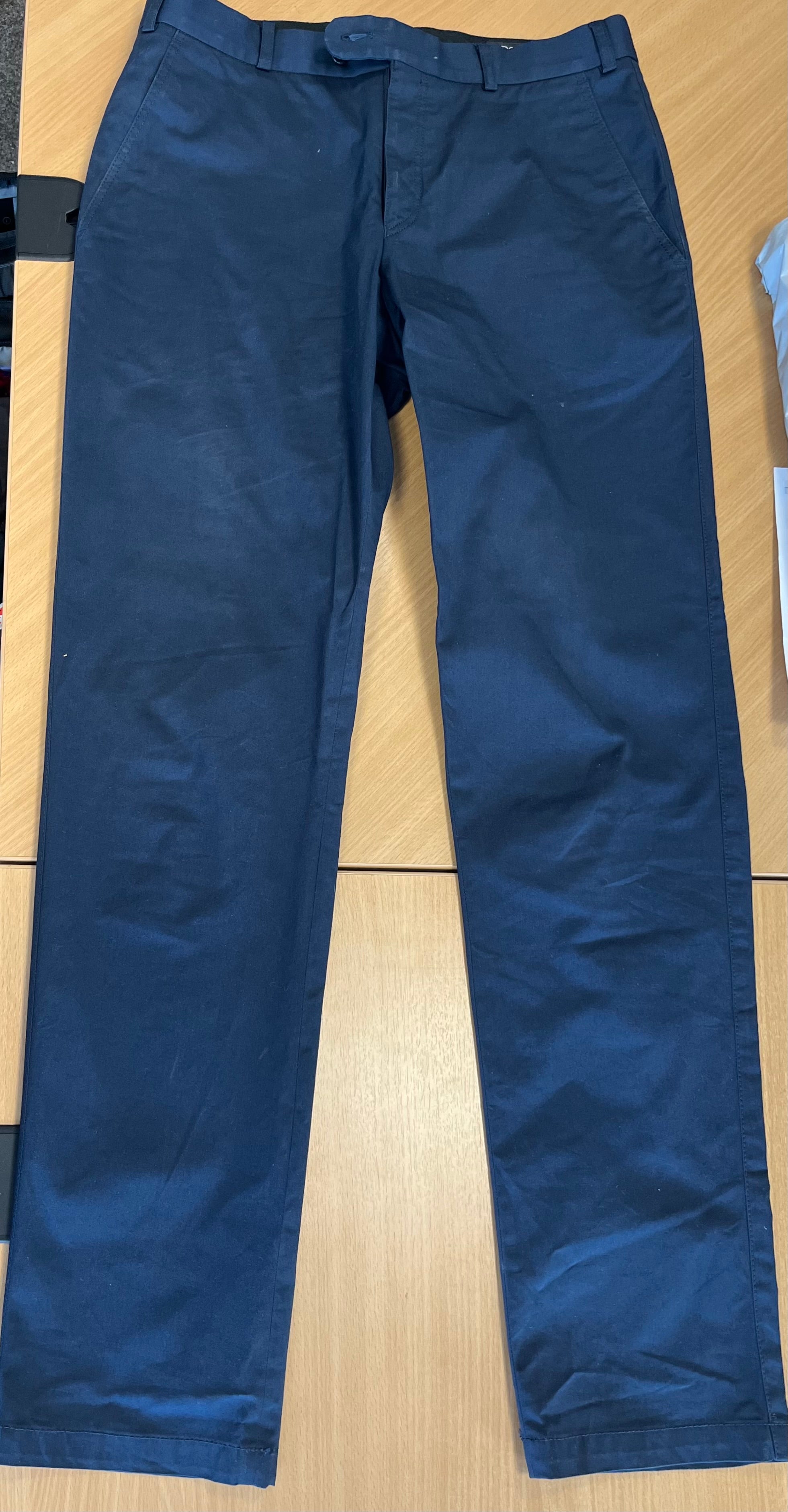 Dolzer Maß-Blazer (Karo) + Navy Chinos, Gr. M, guter Zustand