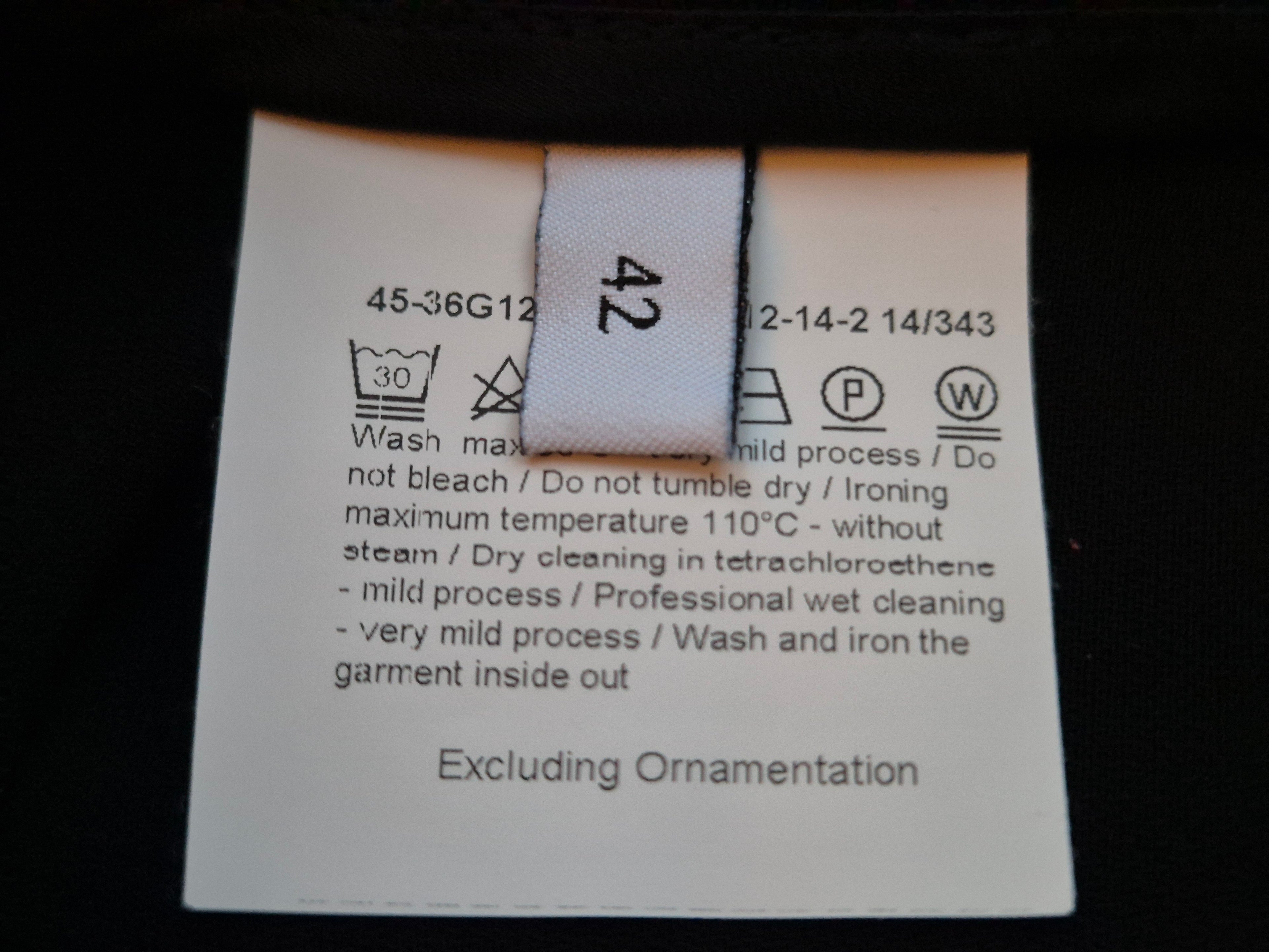 Tru Trussardi Schwarzer Faltenrock, Gr. 42, Polyester-Mix, Sehr guter Zustand