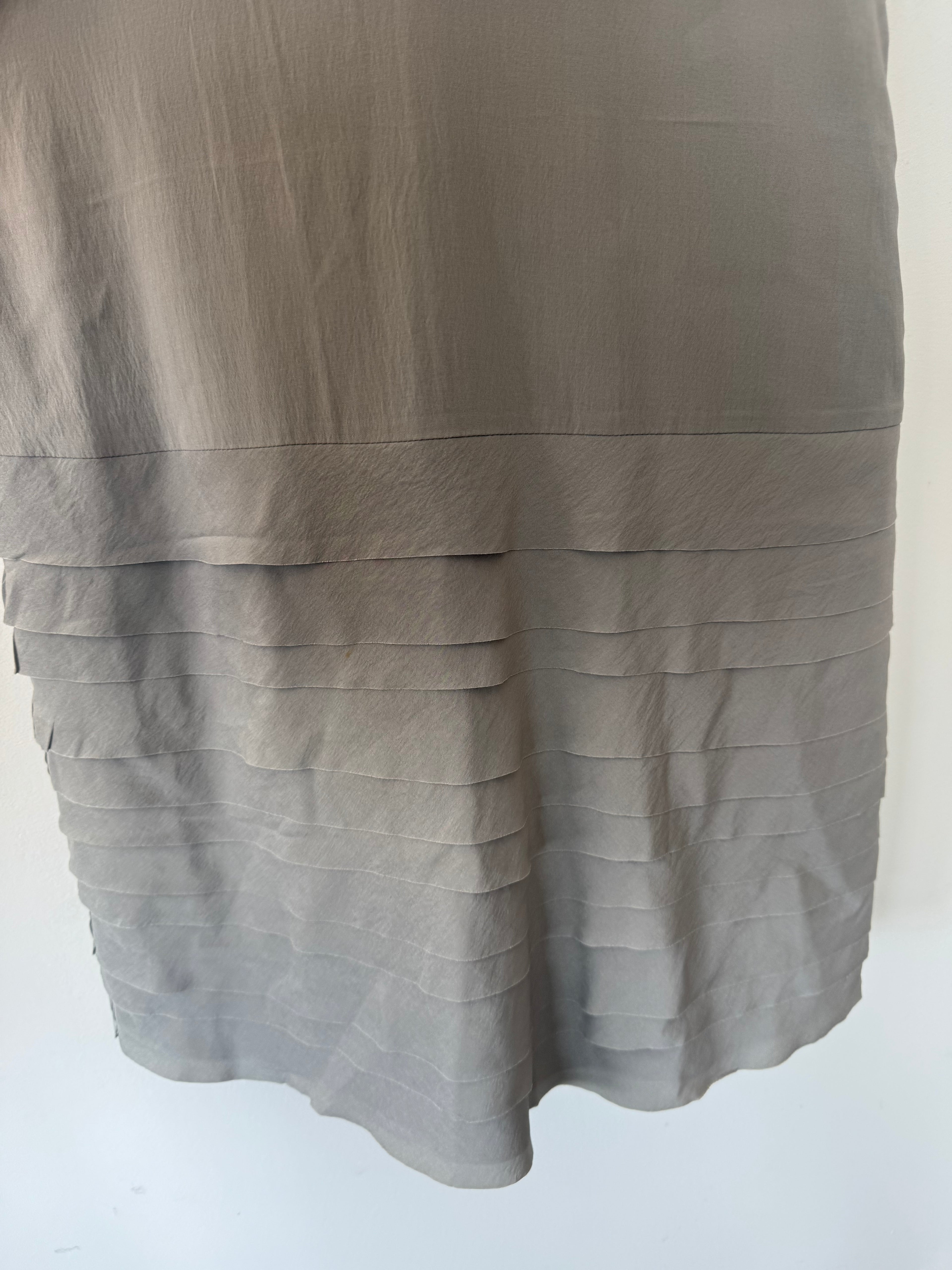 Brunello Cucinelli Silk Blend Sleeveless Shift Dress Light Grey Medium Good