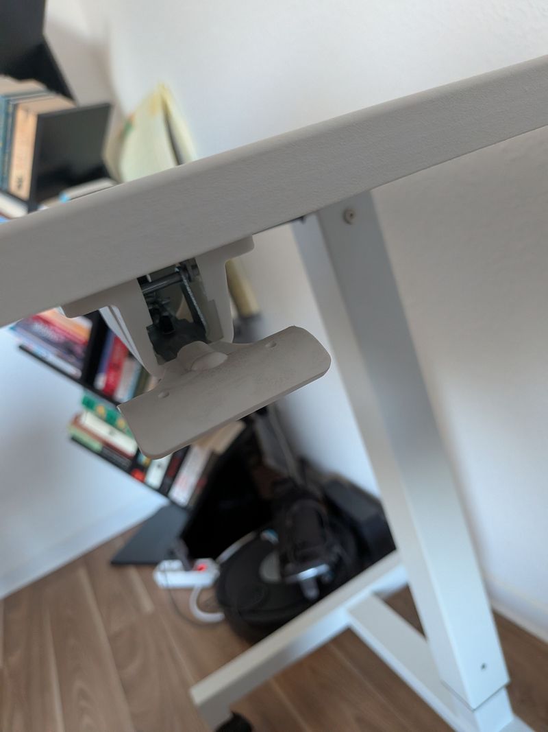 Mobiler, höhenverstellbarer Laptop-Tisch 70×48 cm Weiß, sehr guter Zustand