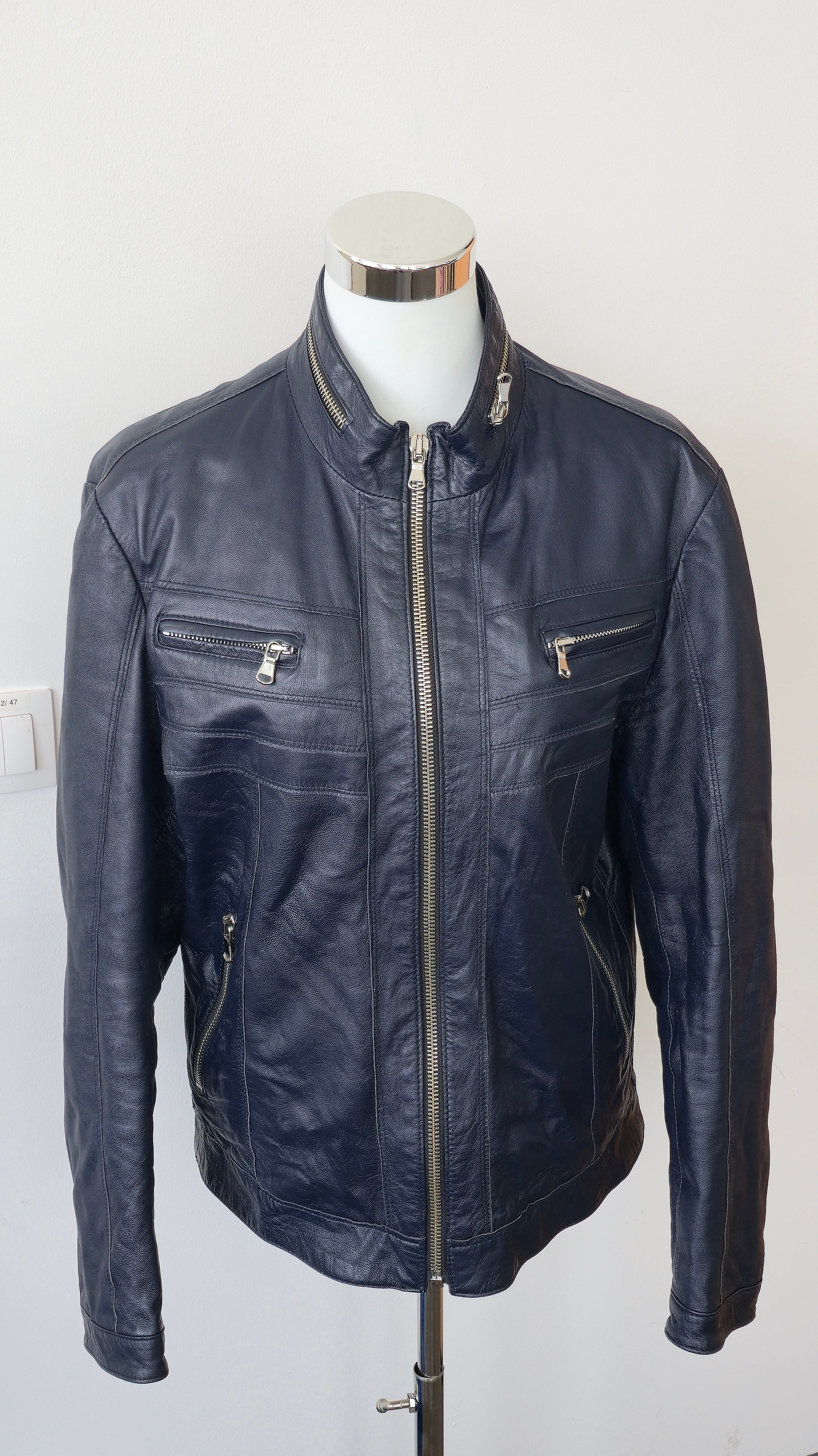 Carla Ferreri Genuine Leather Jacket – Size L – Navy – Very Good Condition