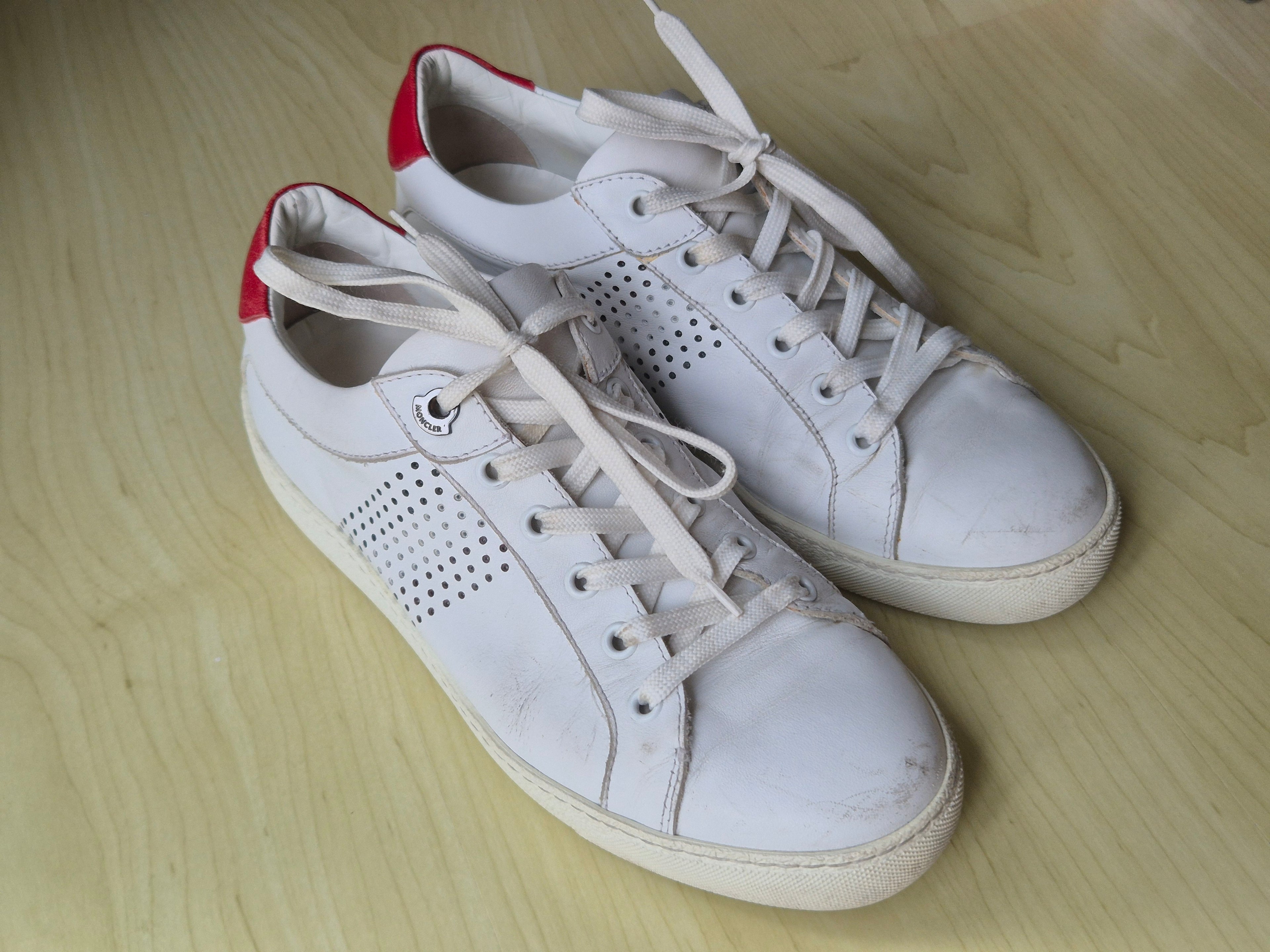 Moncler Low-Top Sneakers White/Red Leather EU 38 Normal Use