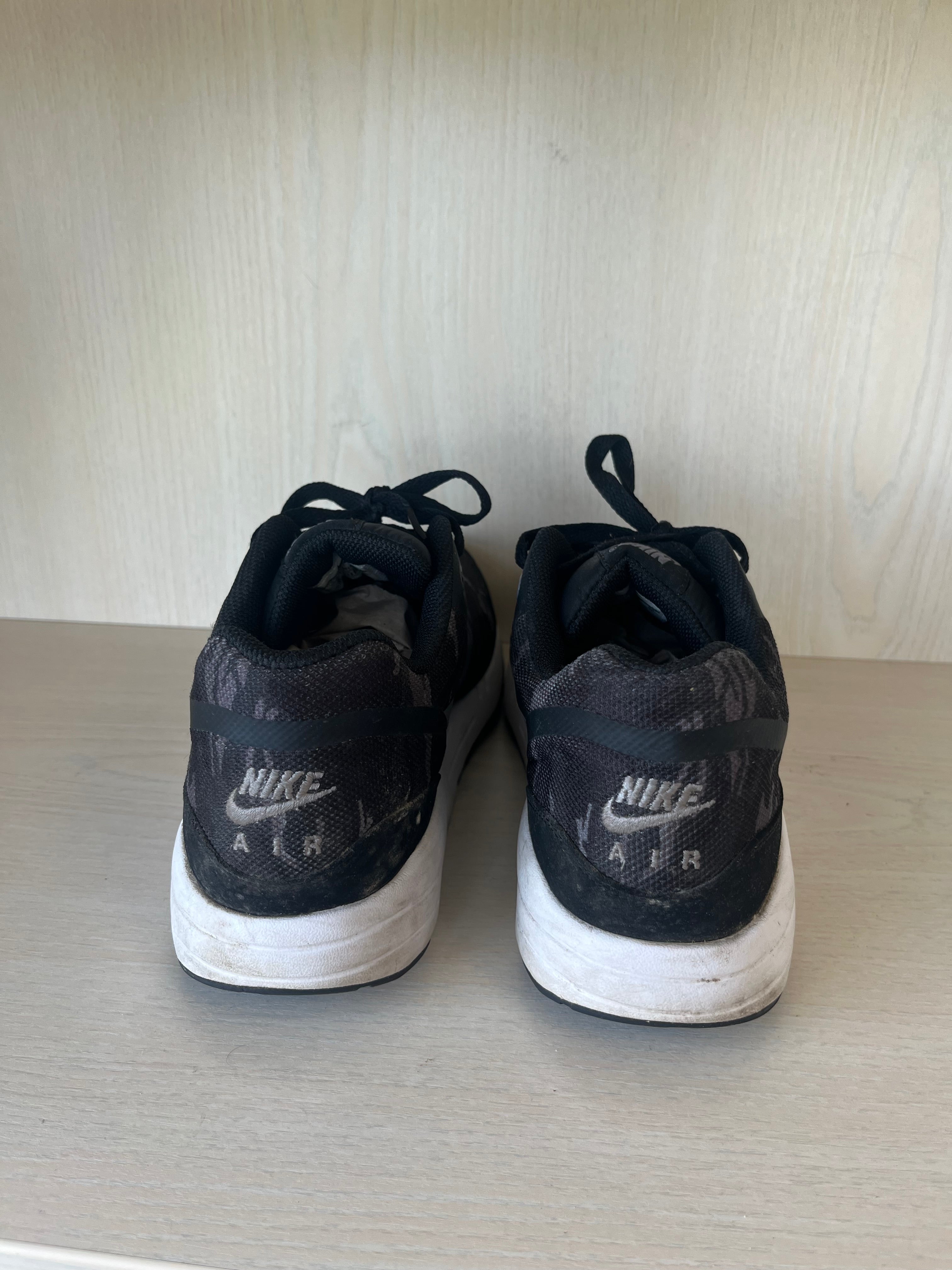 Nike Air Max 95 – Schwarz – Größe EU 44 / US 10 – Zustand Gut