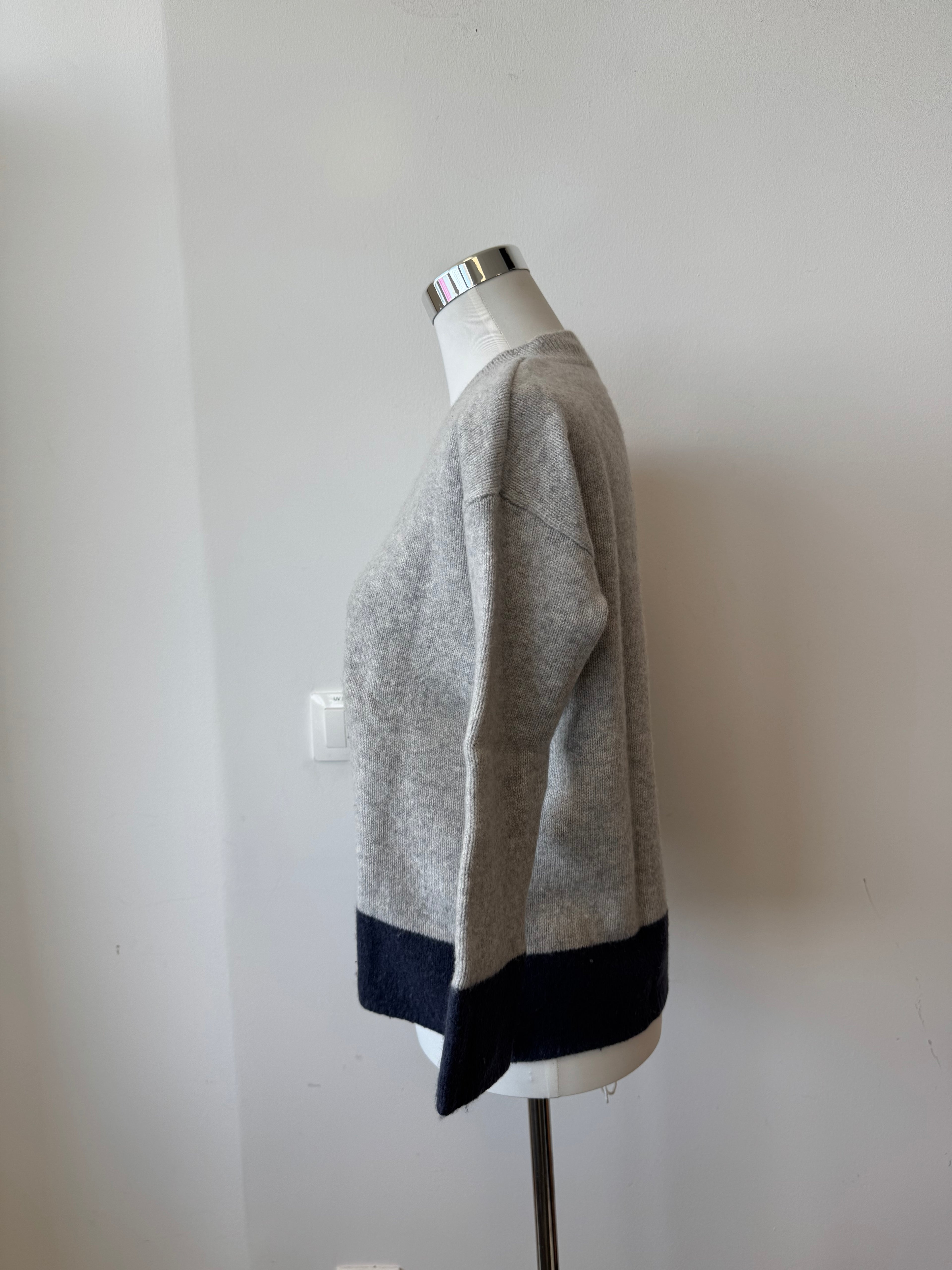 Hemisphere cashmere-blend sweater size 38 grey/navy, 70% wool 30% cashmere
