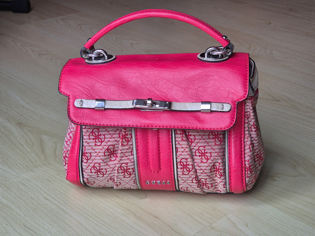 Guess 4G Logo Satchel/Schultertasche – Rot & Beige, Gebrauchter Zustand, 22x19cm