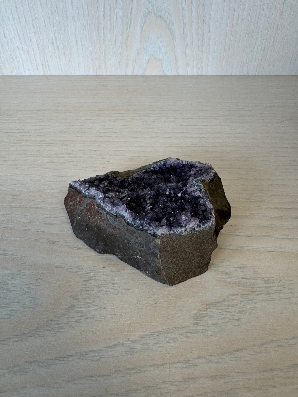 Amethyst Kristall-Cluster 213g – Tiefviolett, Natur, Sehr guter Zustand