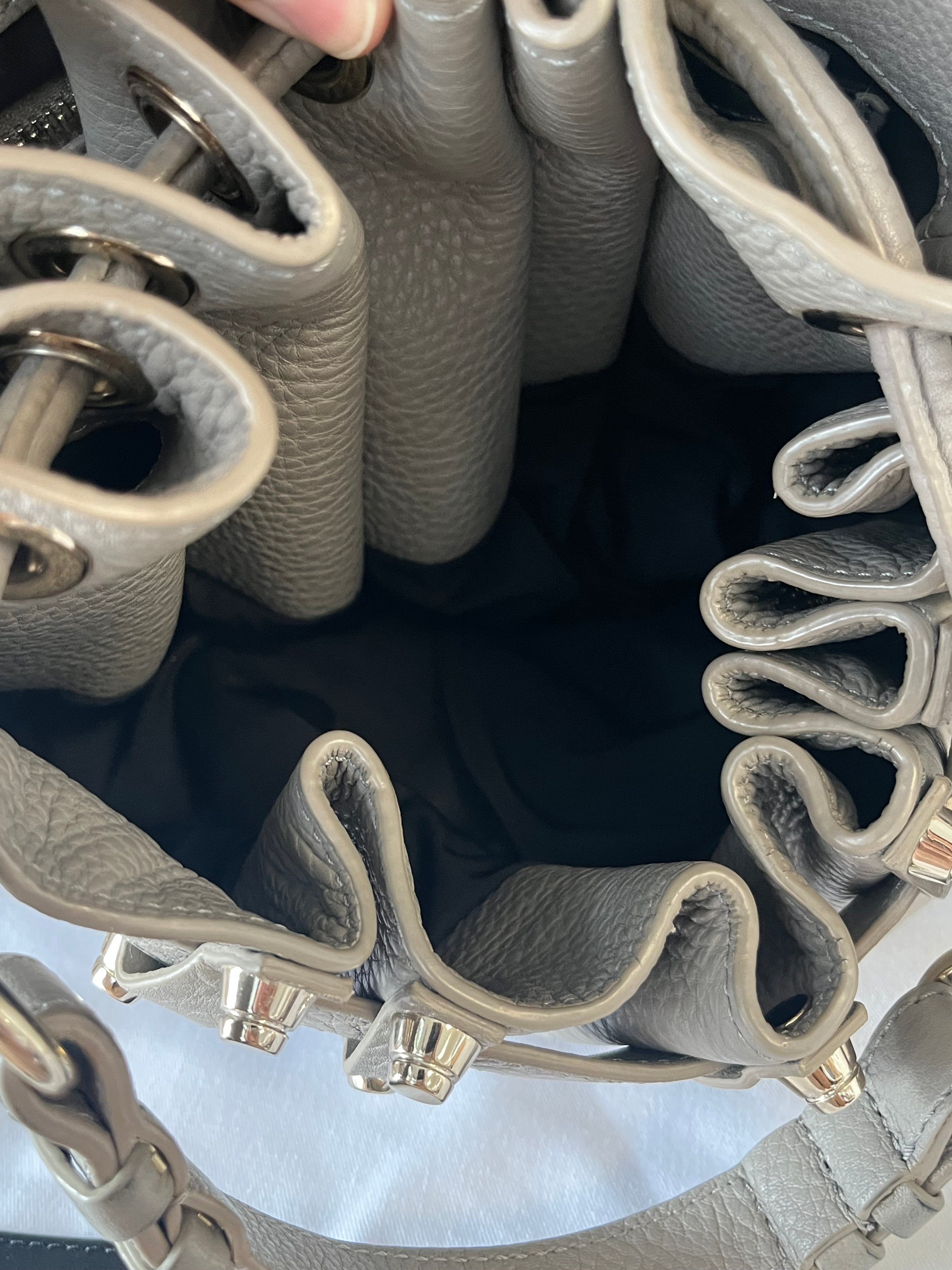 Alexander Wang Diego Bucket Bag Grau „Cement“ | Silber | Sehr guter Zustand | Dustbag