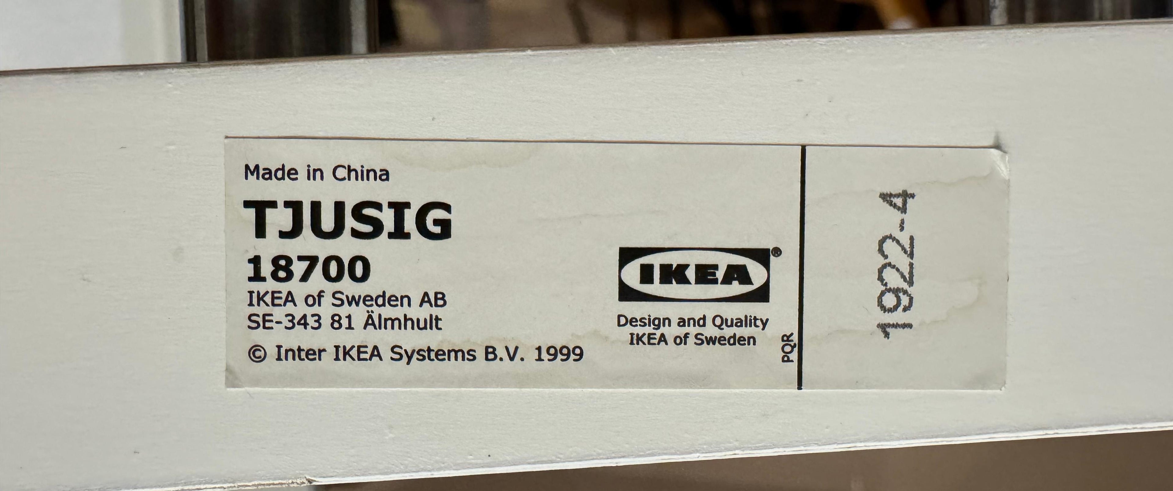 IKEA TJUSIG Shoe Rack, White, 81x32x37 cm, Very Good Condition