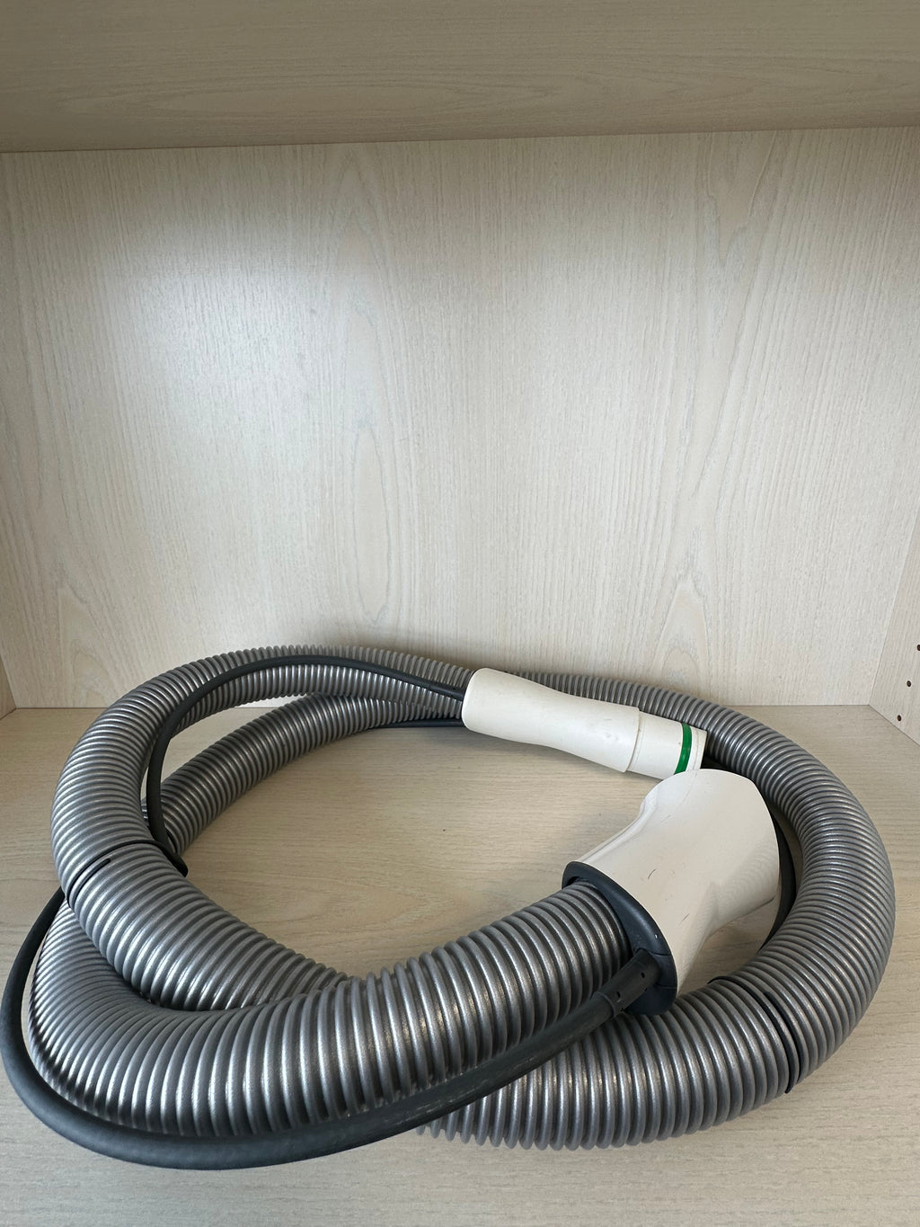 Vorwerk ESS150 Saugschlauch für VK150, 1,5m, Weiß/Grau, guter Zustand