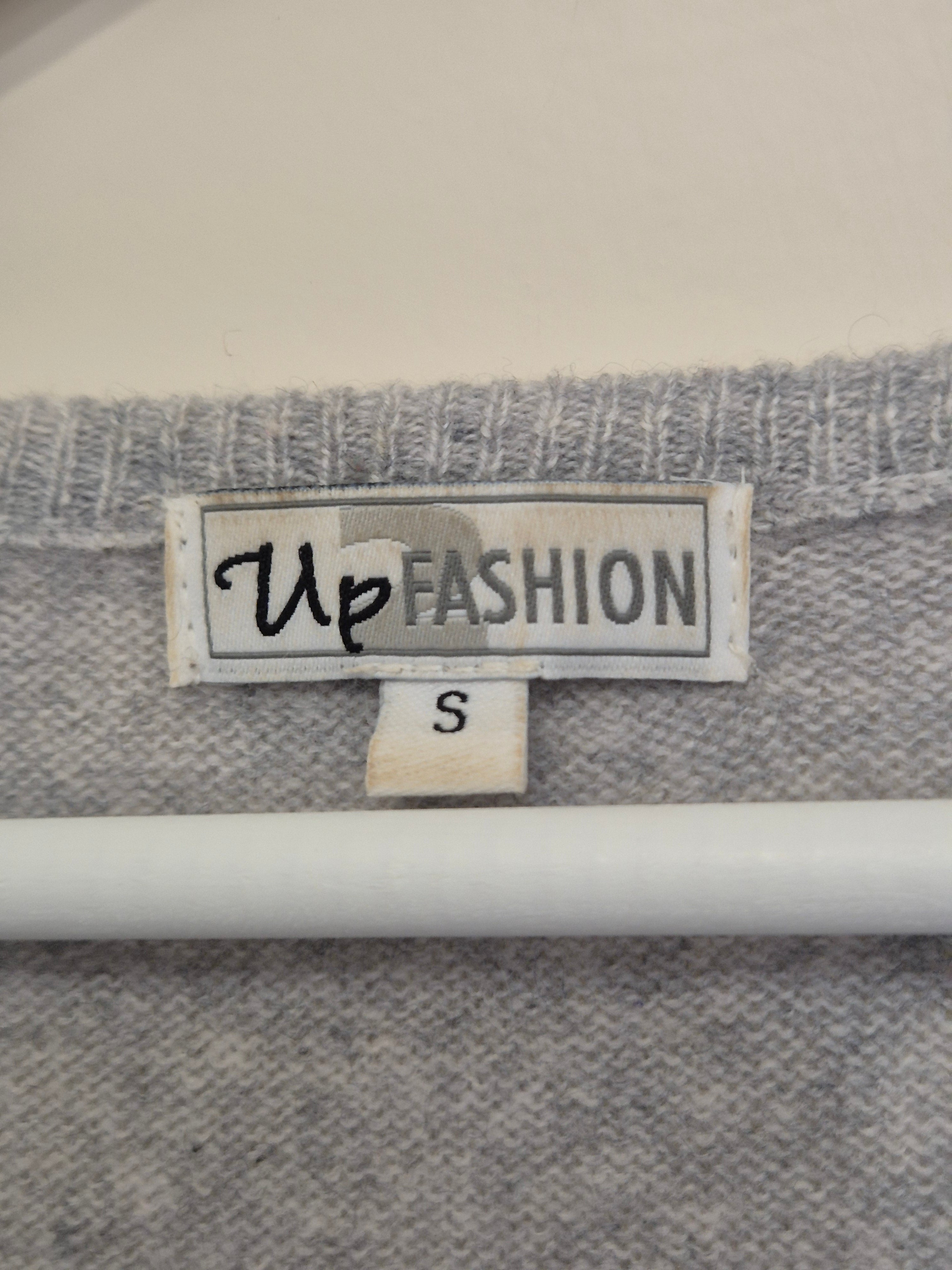 UpFashion Kaschmir V-Ausschnitt Pullover – Hellgrau, Größe S, guter Zustand
