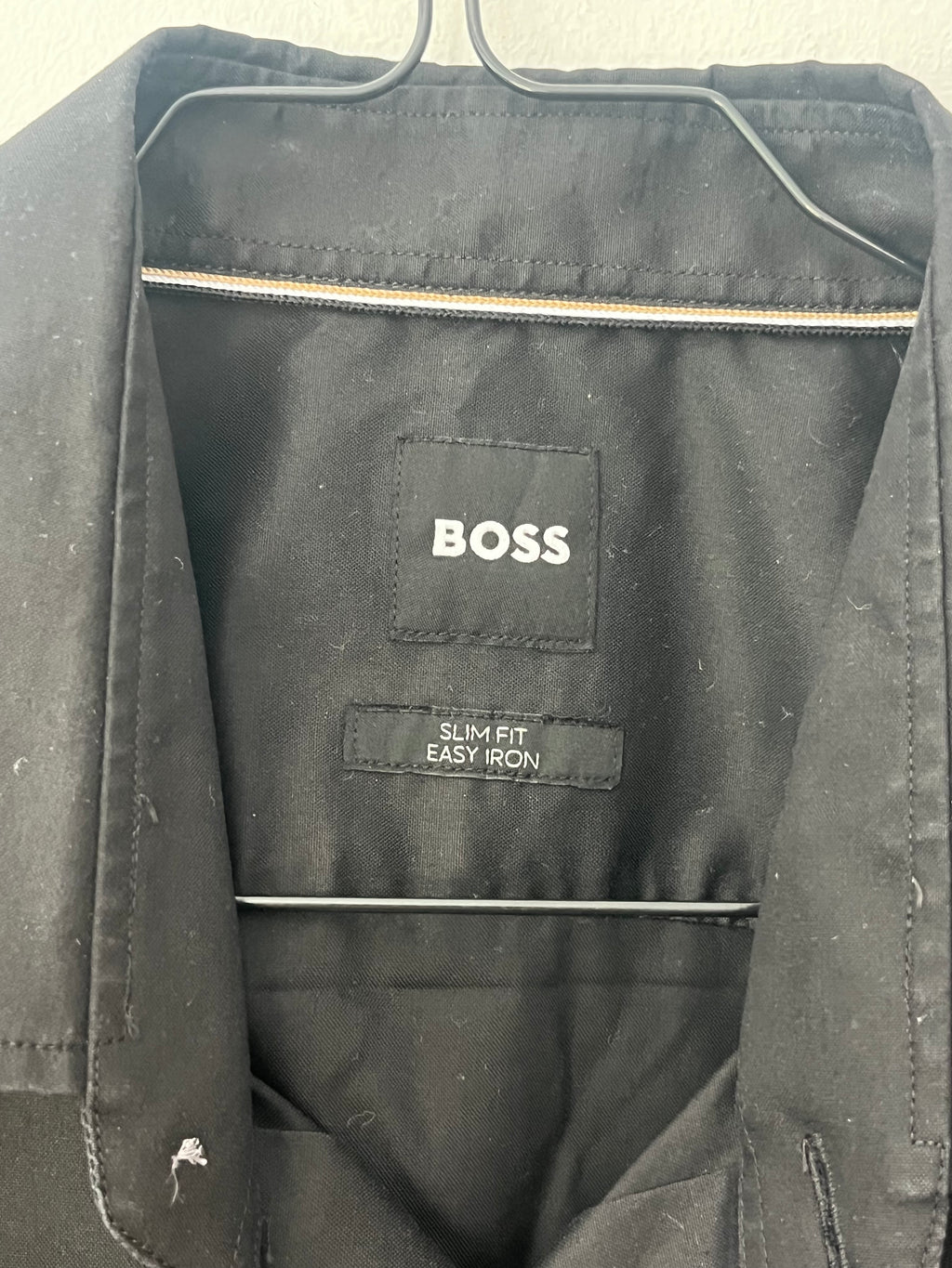 BOSS Men’s Slim Fit Easy-Iron Dress Shirt – Black, 42 L / 16.5, Very Good