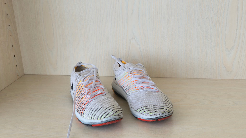 Nike Free Transform Flyknit | Weiß/Bunt | EU 36 | Gebraucht | Authentisch
