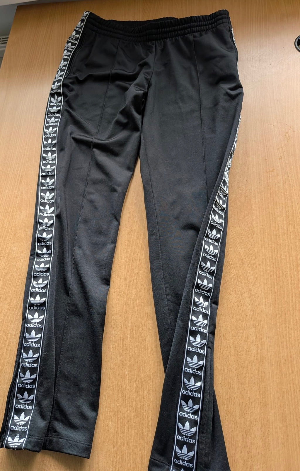 adidas Originals Lock-Up Tape Trainingshose – Schwarz, Größe 38, Guter Zustand