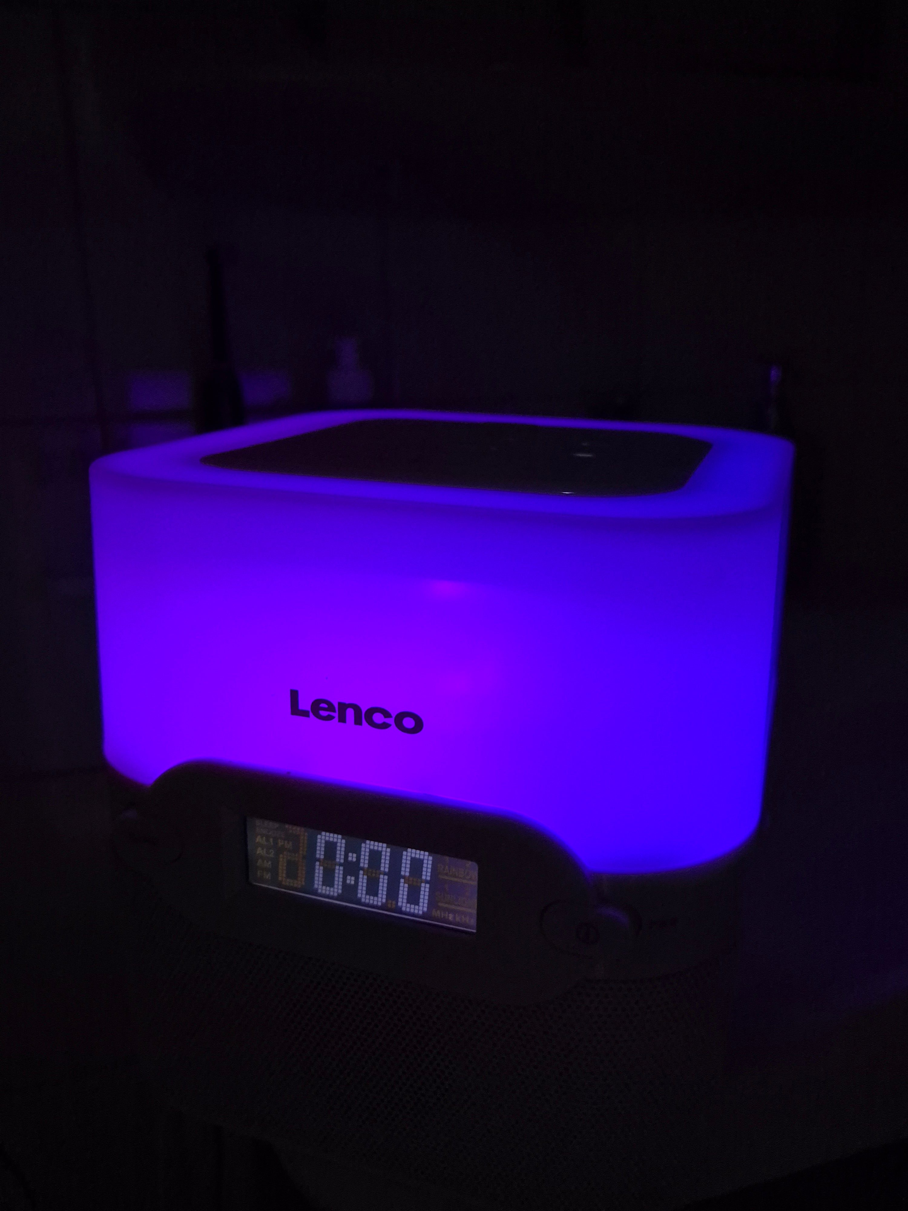 Lenco CRW-2 Sunrise Radiowecker Weiß/Cream Kompakt mit Adapter, guter Zustand